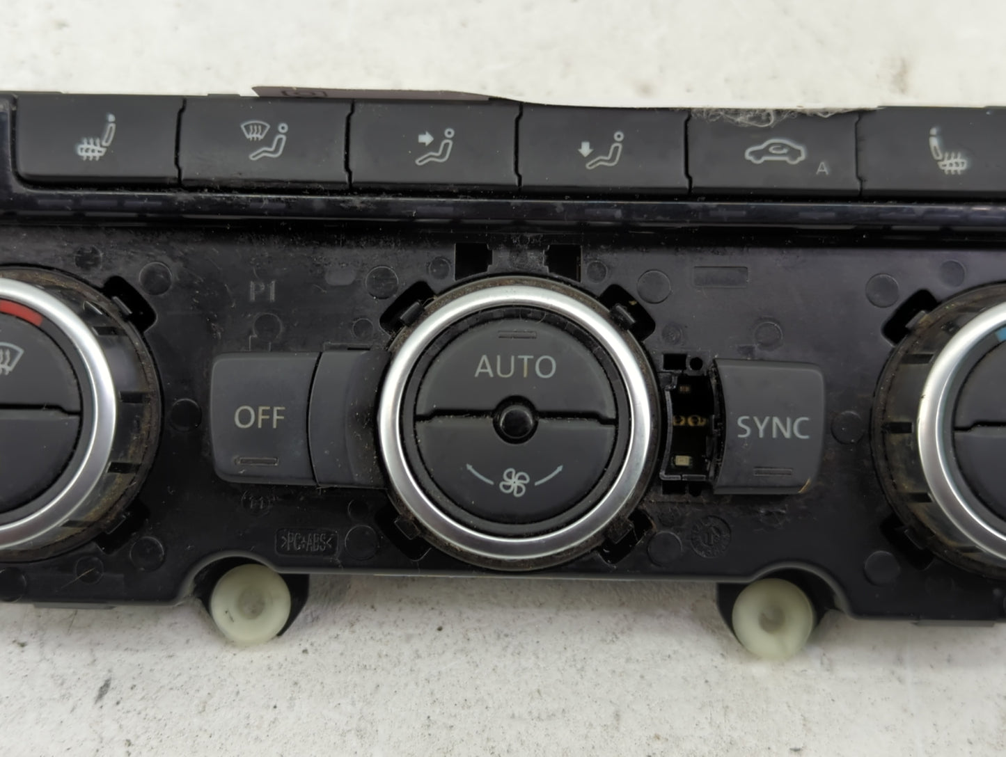 2013-2014 Volkswagen Tiguan Climate Control Module Temperature AC/Heater Replacement P/N:3AA907044BH Fits Fits 2013 2014 OEM