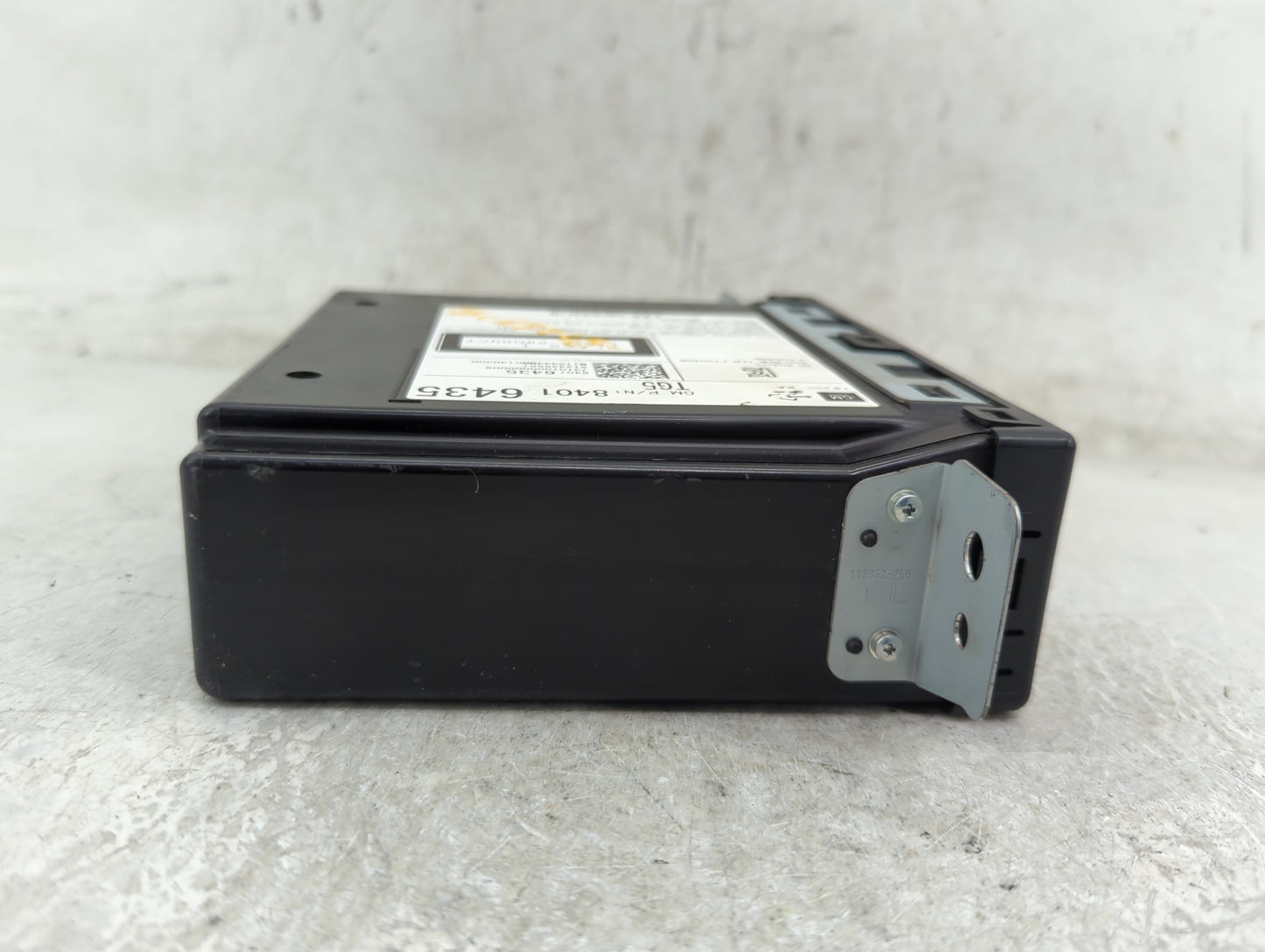 2009-2017 Volkswagen Tiguan Radio AM FM Cd Player Receiver Replacement P/N:84016435 Fits OEM Used Auto Parts - Oemusedautopa