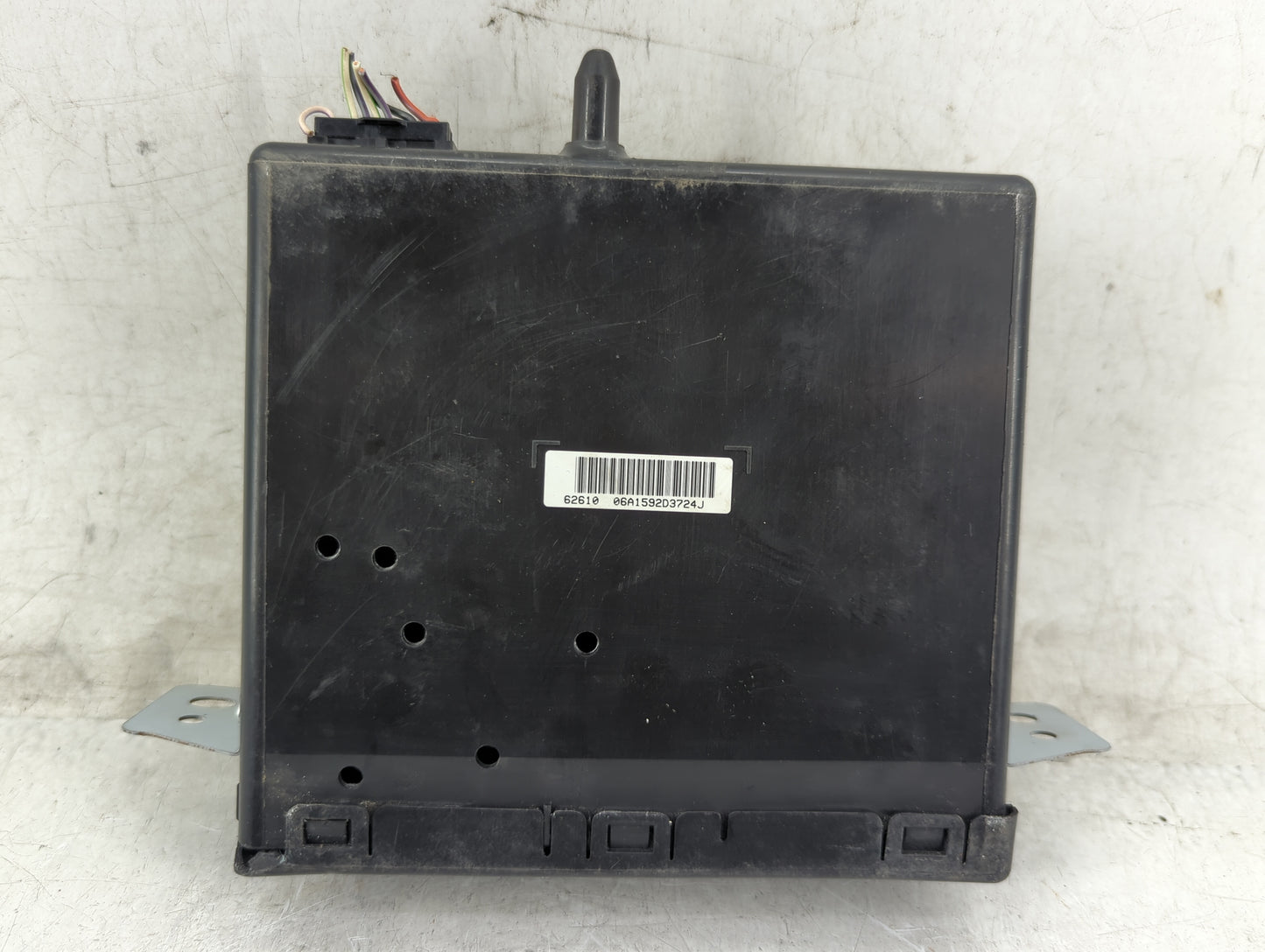 2009-2017 Volkswagen Tiguan Radio AM FM Cd Player Receiver Replacement P/N:84016435 Fits OEM Used Auto Parts - Oemusedautopa