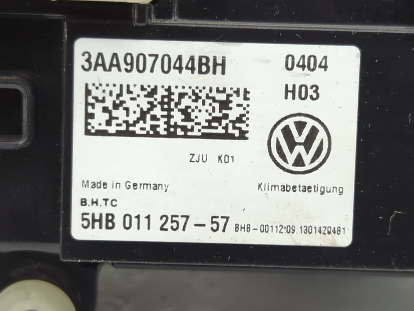 2013-2015 Volkswagen Tiguan Climate Control Module Temperature AC/Heater Replacement P/N:3AA907044BH Fits Fits 2013 2014 201
