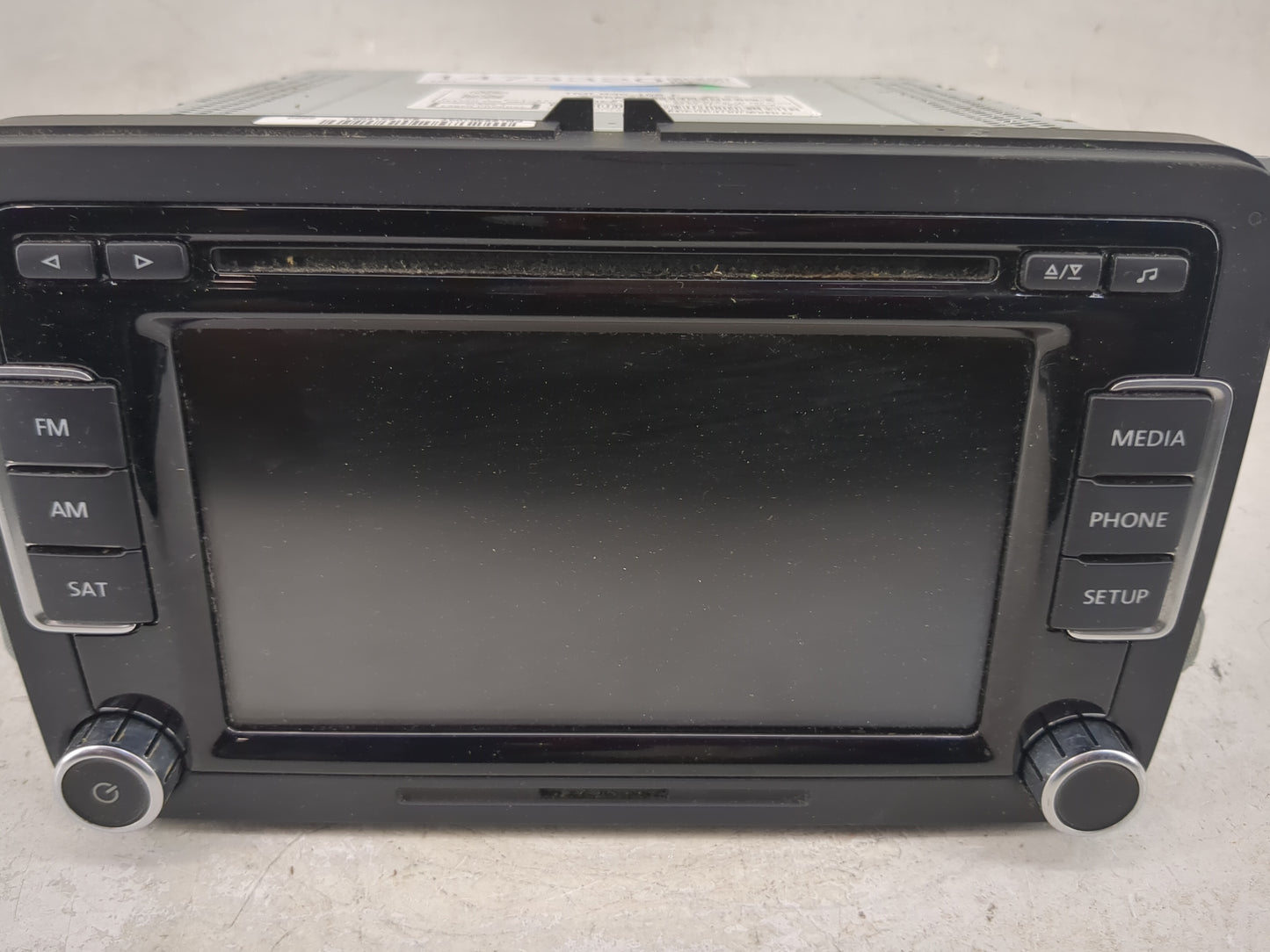 2009-2017 Volkswagen Tiguan Radio AM FM Cd Player Receiver Replacement P/N:1K0035188F 28372940 Fits OEM Used Auto Parts - Oe