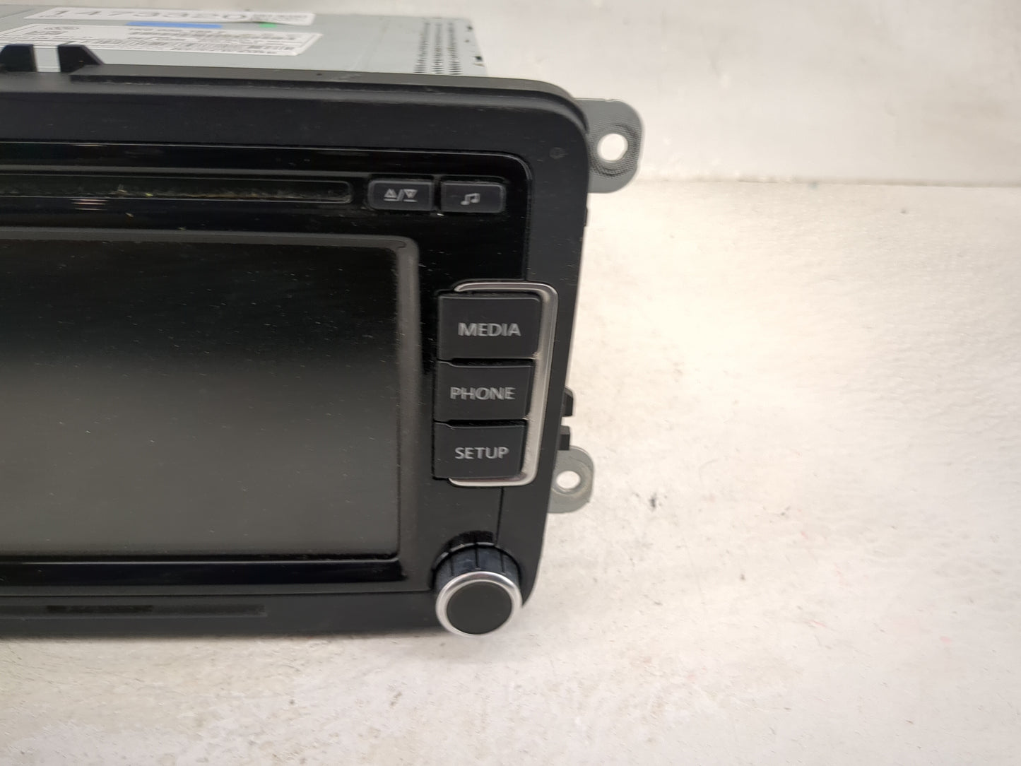 2009-2017 Volkswagen Tiguan Radio AM FM Cd Player Receiver Replacement P/N:1K0035188F 28372940 Fits OEM Used Auto Parts - Oe