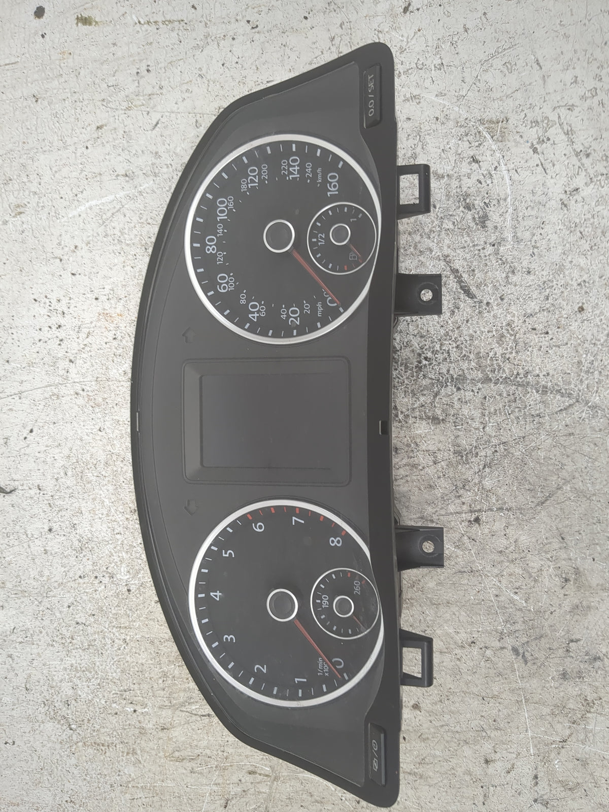 2014 Volkswagen Tiguan Instrument Cluster Speedometer Gauges P/N:5N0920973E Miles: Fits OEM Used Auto Parts - Oemusedautopar