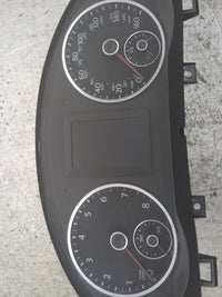 2014 Volkswagen Tiguan Instrument Cluster Speedometer Gauges P/N:5N0920973E Miles: Fits OEM Used Auto Parts - Oemusedautopar