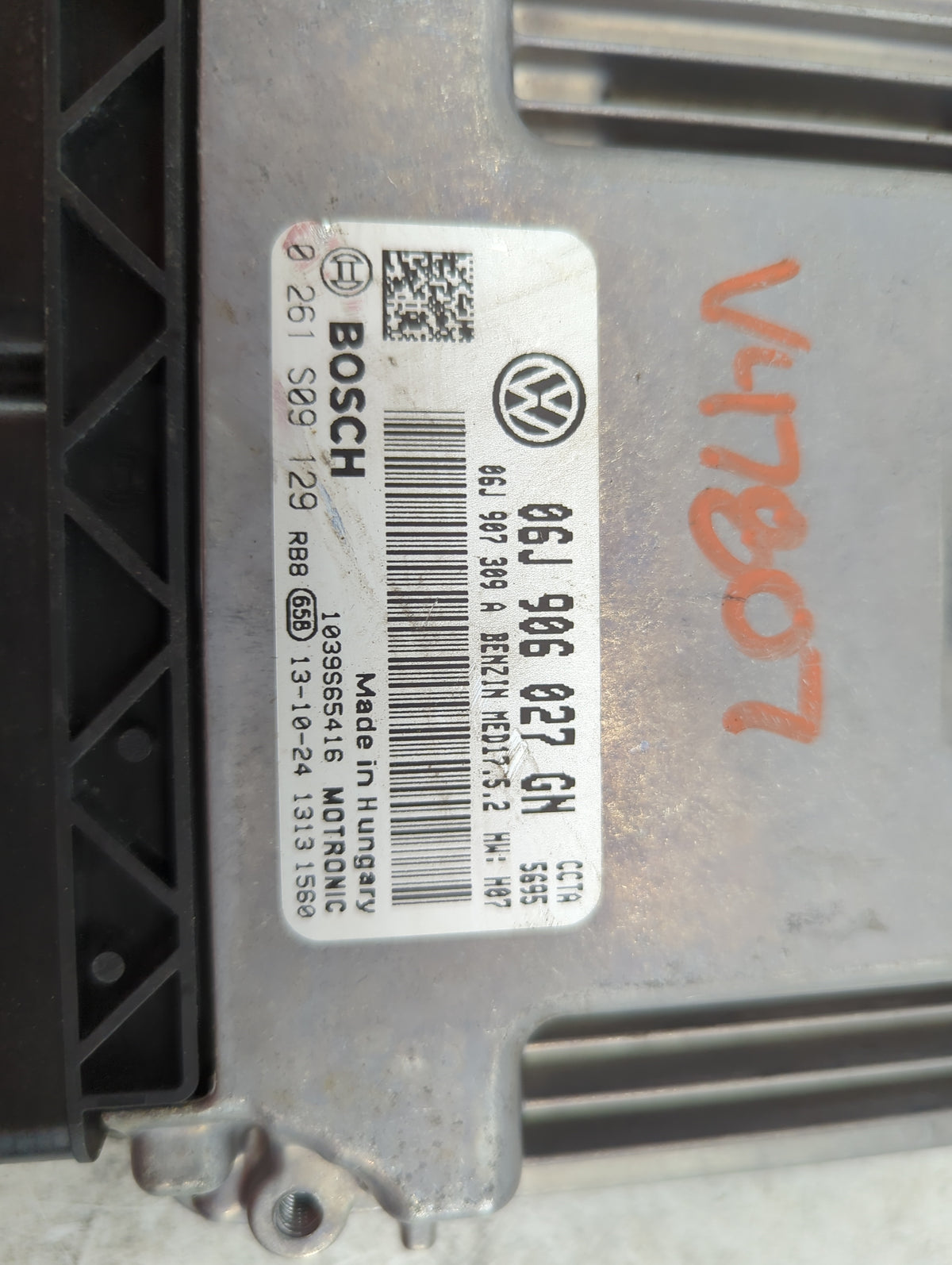 2014-2015 Volkswagen Tiguan PCM Engine Control Computer ECU ECM PCU OEM P/N:06J906027GN 0261S09129, 06J907309A Fits Fits 201
