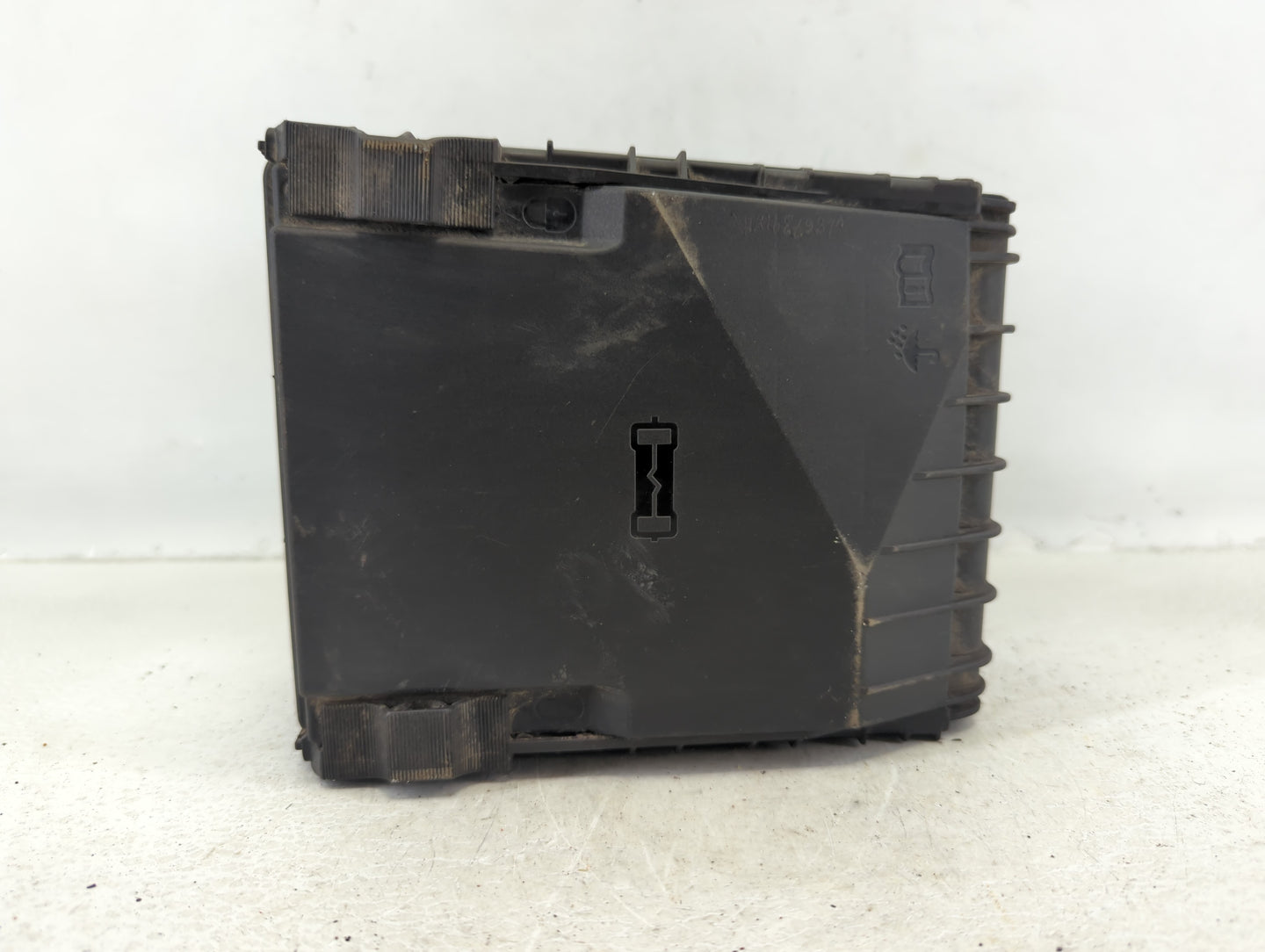 2012-2018 Volkswagen Tiguan Fusebox Fuse Box Panel Relay Module P/N:6358-1291 Fits OEM Used Auto Parts - Oemusedautoparts1.c