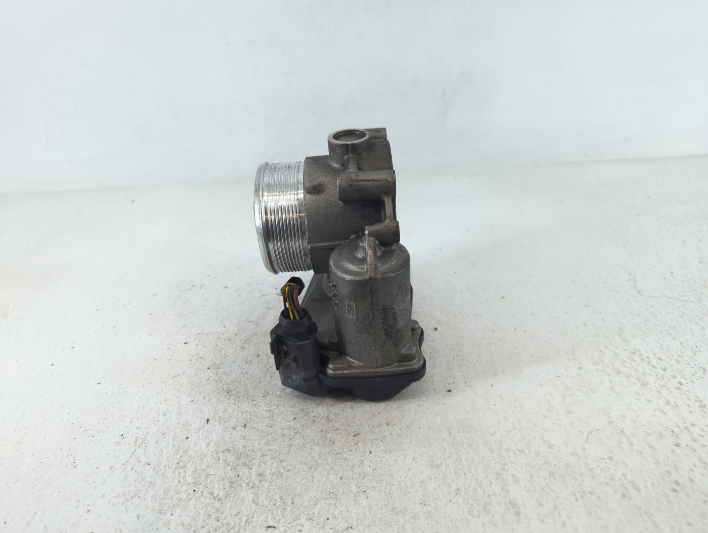 2009-2018 Volkswagen Tiguan Throttle Body P/N:A2C82494100 06F 133 062 T Fits OEM Used Auto Parts - Oemusedautoparts1.com