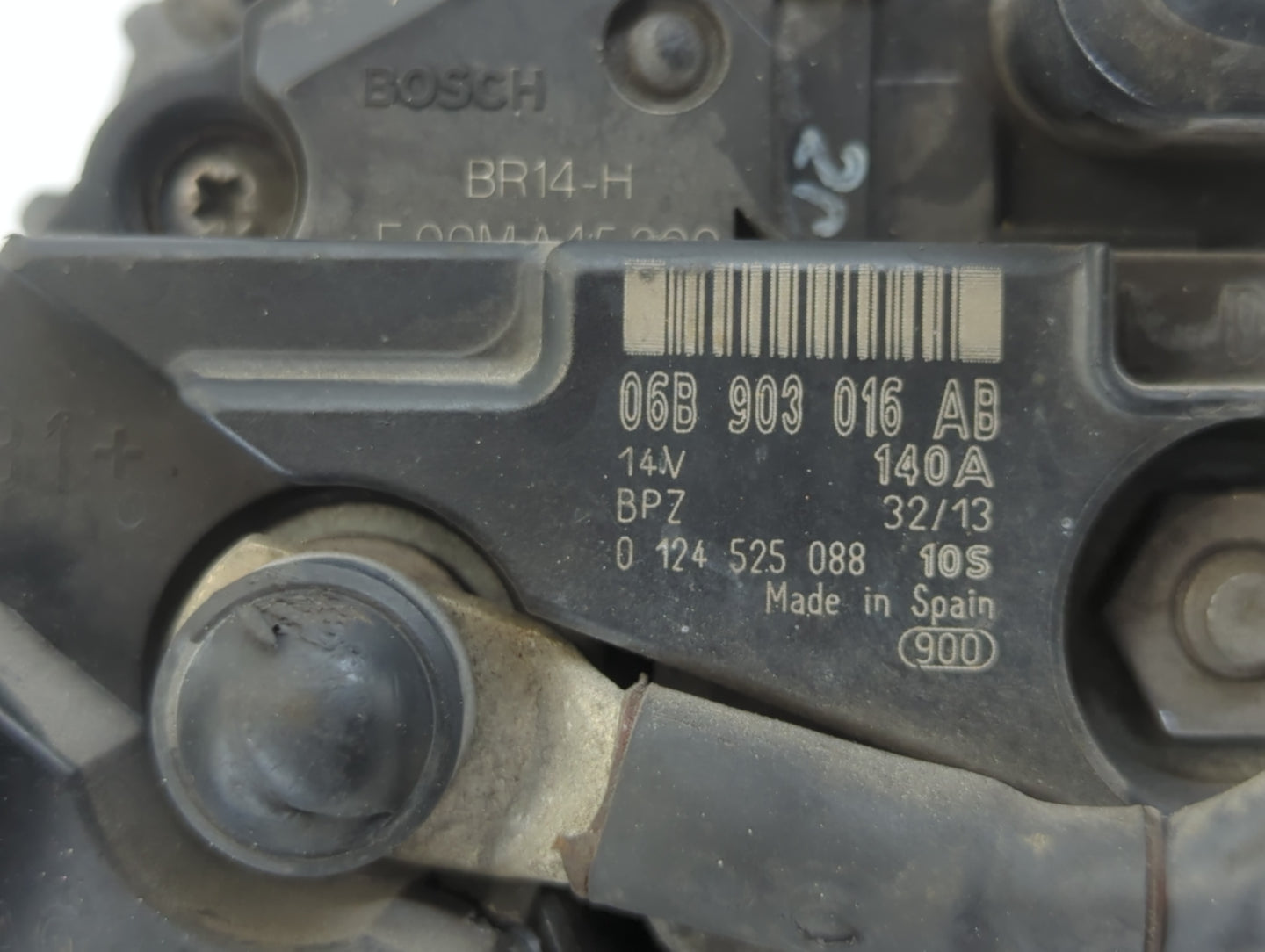 2009-2018 Volkswagen Tiguan Alternator Replacement Generator Charging Assembly Engine OEM P/N:06B 903 016 AB Fits OEM Used A