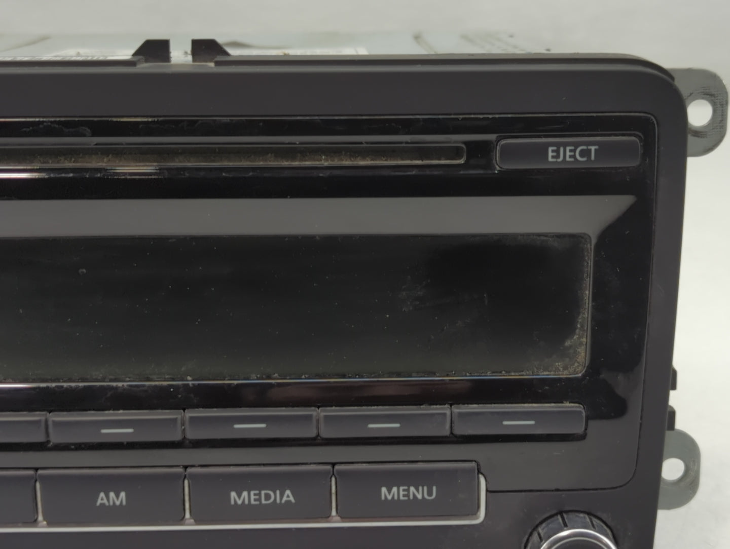 2009-2017 Volkswagen Tiguan Radio AM FM Cd Player Receiver Replacement P/N:5N0 035 164 D Fits OEM Used Auto Parts - Oemuseda