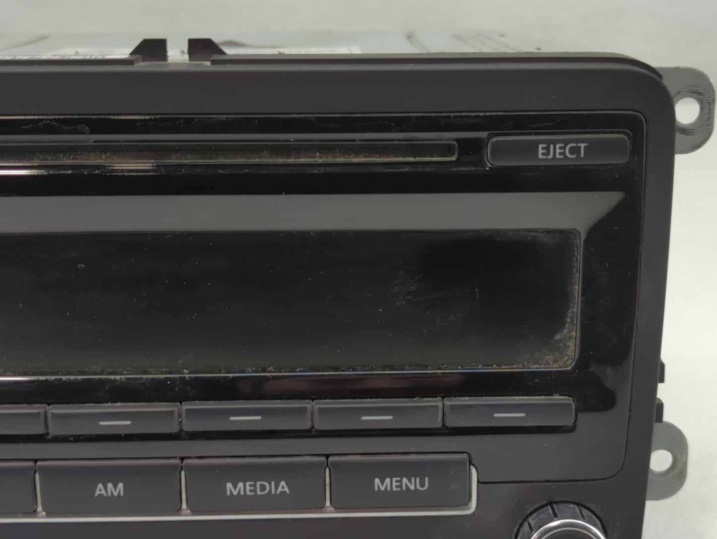 2009-2017 Volkswagen Tiguan Radio AM FM Cd Player Receiver Replacement P/N:5N0 035 164 D Fits OEM Used Auto Parts - Oemuseda