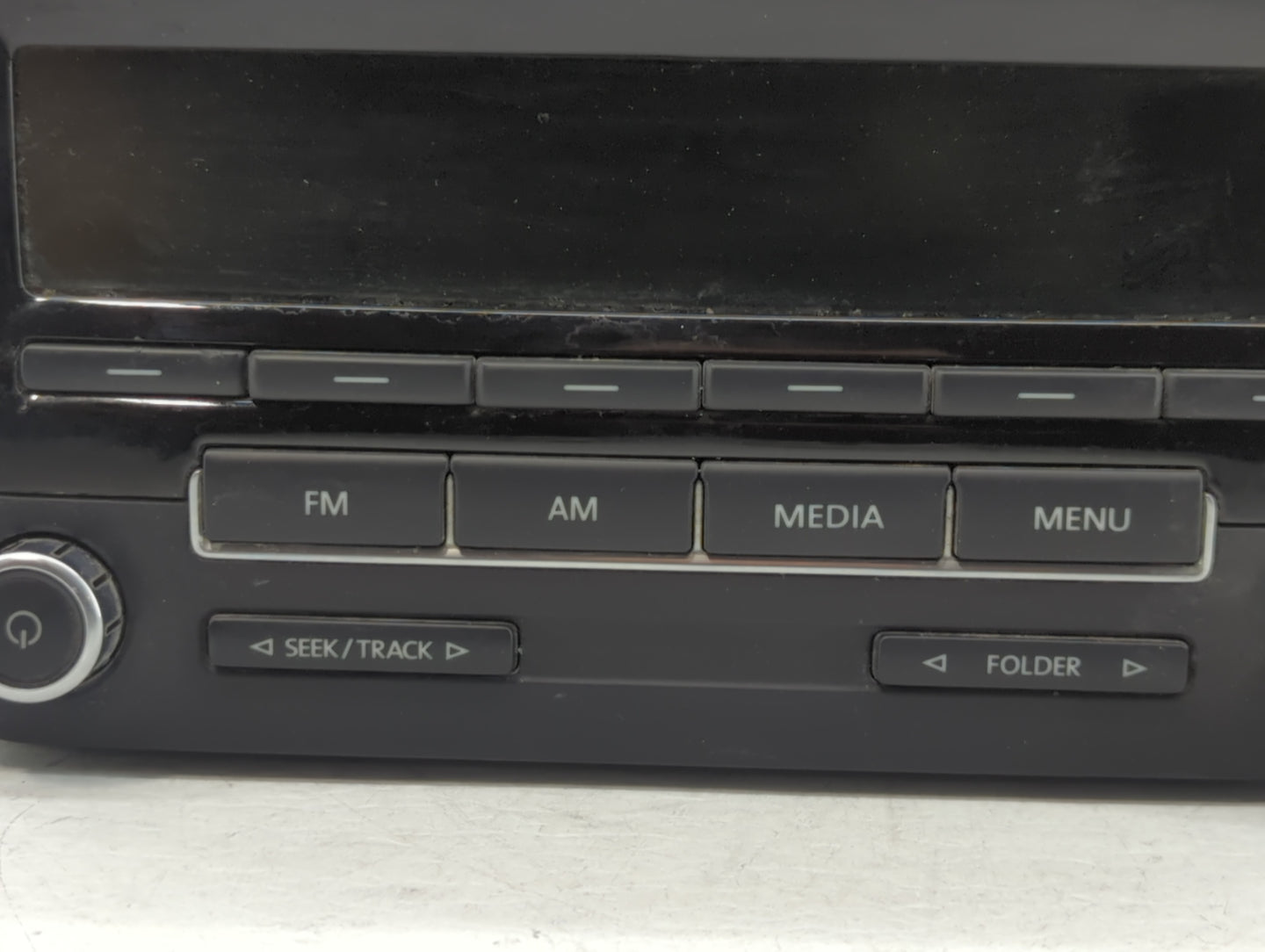 2009-2017 Volkswagen Tiguan Radio AM FM Cd Player Receiver Replacement P/N:5N0 035 164 D Fits OEM Used Auto Parts - Oemuseda