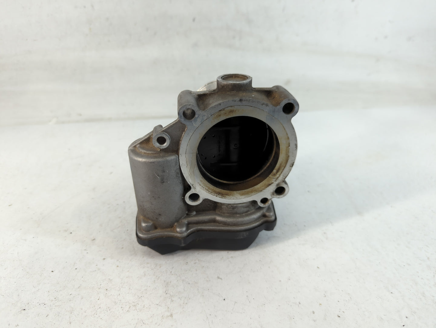 2009-2018 Volkswagen Tiguan Throttle Body P/N:A2C82494100 06F 133 062 T Fits OEM Used Auto Parts - Oemusedautoparts1.com