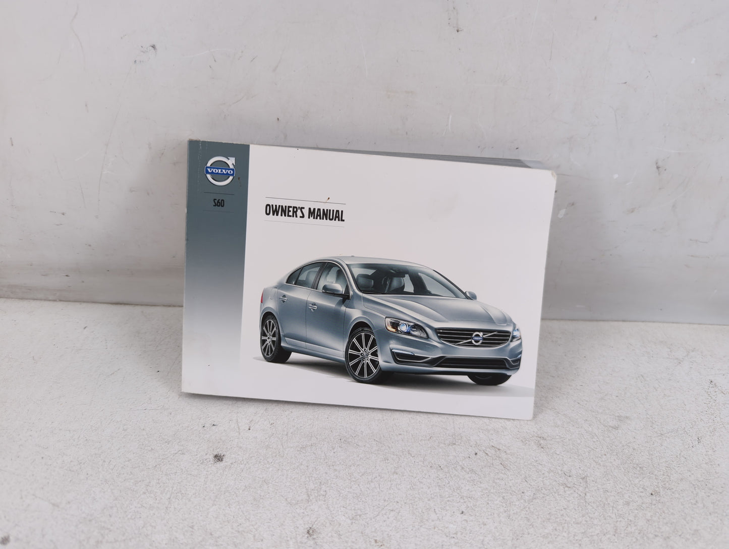 2014 Volvo S60 Owners Manual Book Guide P/N:15924 OEM Used Auto Parts - Oemusedautoparts1.com