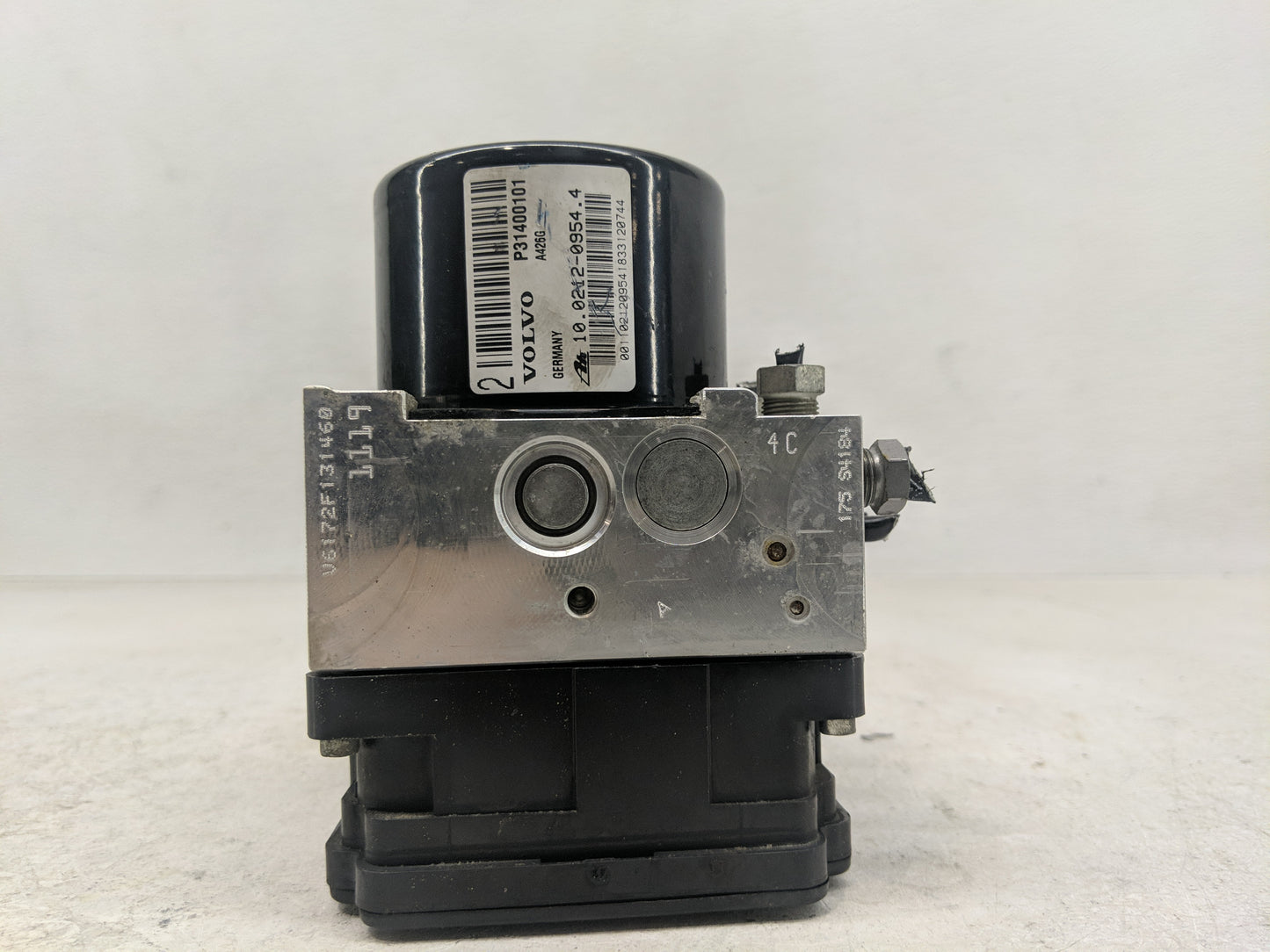 2011-2016 Volvo S60 ABS Pump Control Module Replacement P/N:10.0622-3380.1 10.0926-04143 Fits Fits 2011 2012 2013 2014 2015 