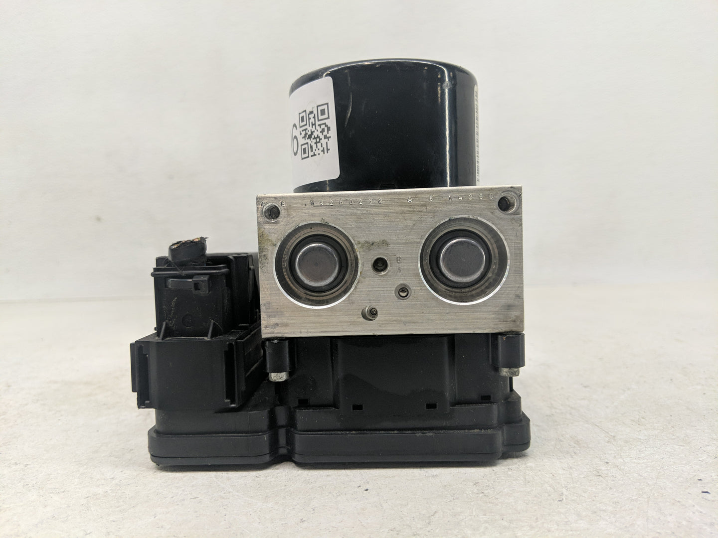 2011-2016 Volvo S60 ABS Pump Control Module Replacement P/N:10.0622-3380.1 10.0926-04143 Fits Fits 2011 2012 2013 2014 2015 