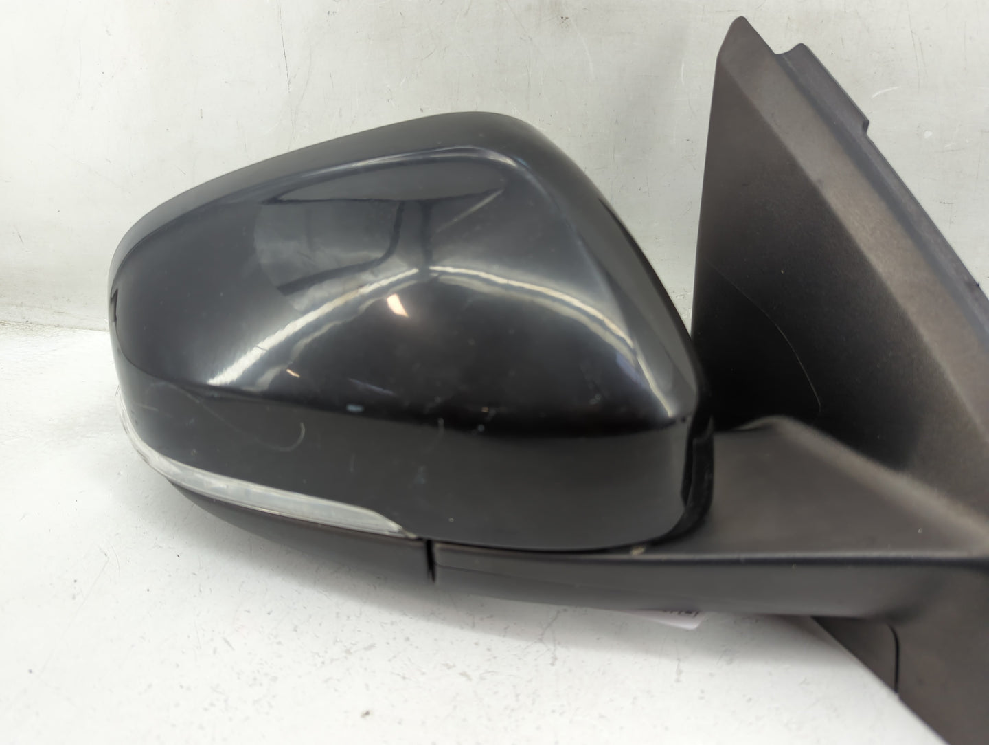 2011-2018 Volvo S60 Side Mirror Replacement Passenger Right View Door Mirror P/N:3304-808 Fits OEM Used Auto Parts - Oemused
