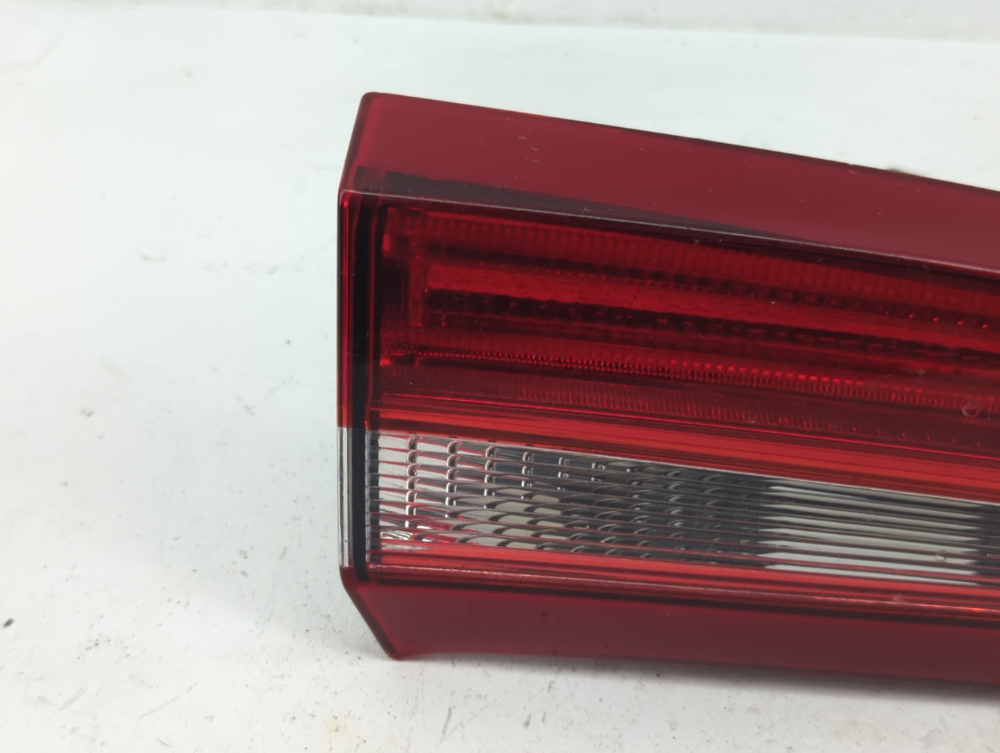 2011-2018 Volvo S60 Tail Light Assembly Driver Left OEM P/N:30796271 Fits Fits 2011 2012 2013 2014 2015 2016 2017 2018 OEM U