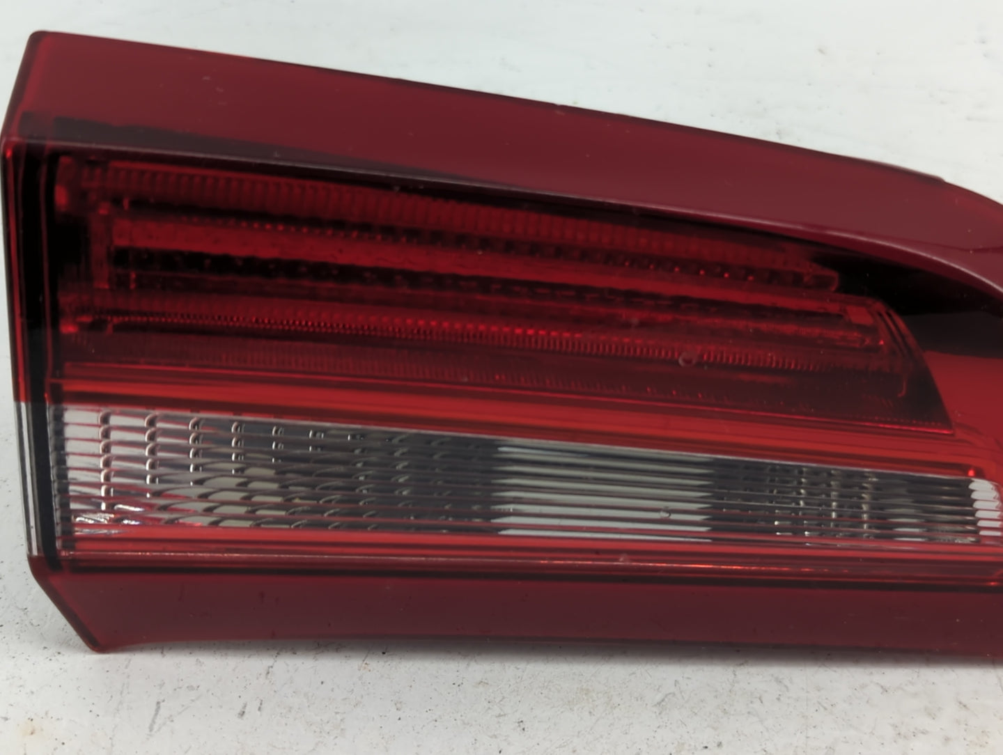 2011-2018 Volvo S60 Tail Light Assembly Driver Left OEM P/N:30796271 Fits Fits 2011 2012 2013 2014 2015 2016 2017 2018 OEM U