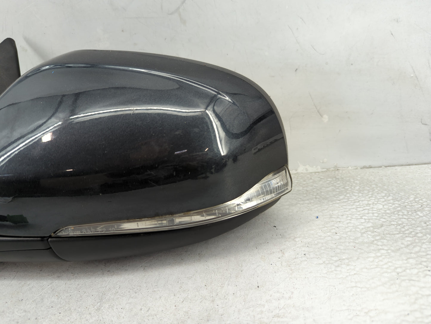 2011-2018 Volvo S60 Driver Side View Mirror - Left Door Mirror OEM Used - Oemusedautoparts1.com