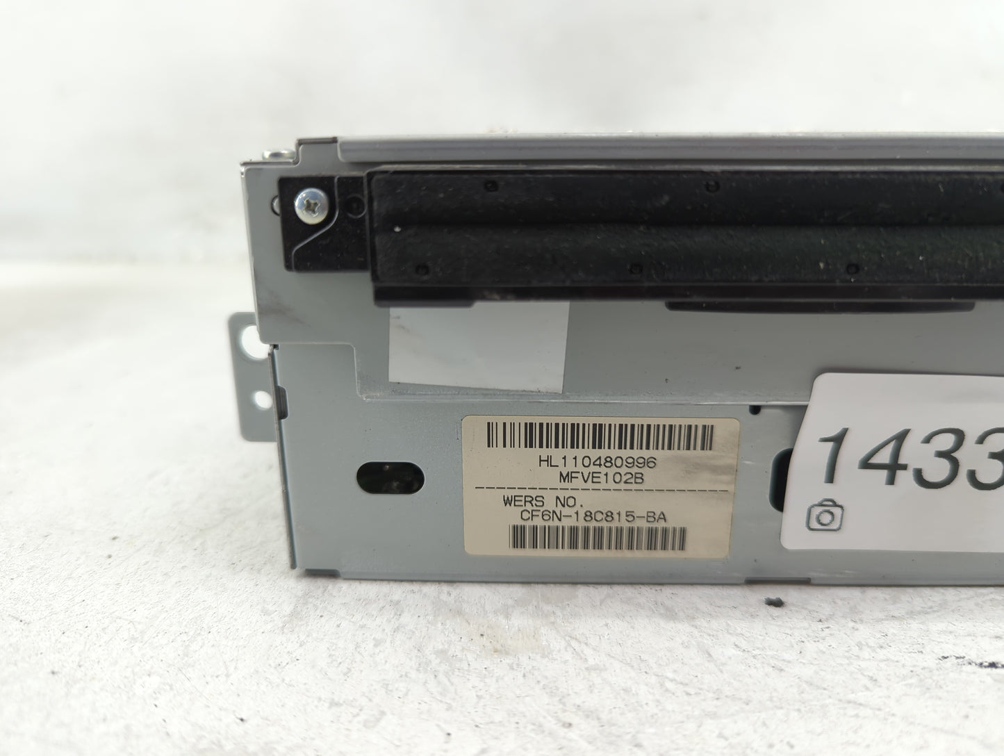 2014-2015 Volvo S60 Radio AM FM Cd Player Receiver Replacement P/N:31357213 AA CF6N-18C815-BA, MFVE102B Fits Fits 2014 2015 