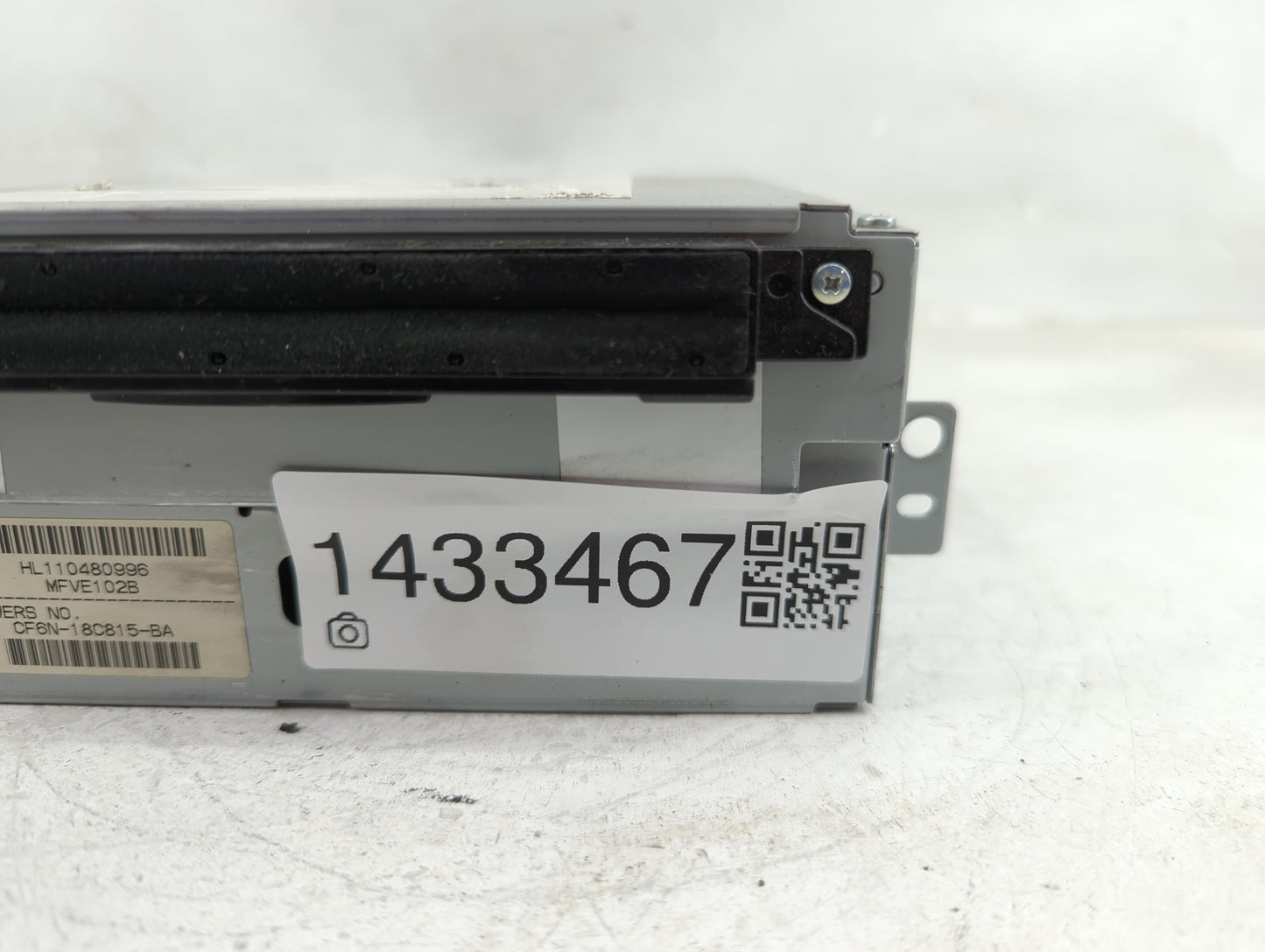 2014-2015 Volvo S60 Radio AM FM Cd Player Receiver Replacement P/N:31357213 AA CF6N-18C815-BA, MFVE102B Fits Fits 2014 2015 