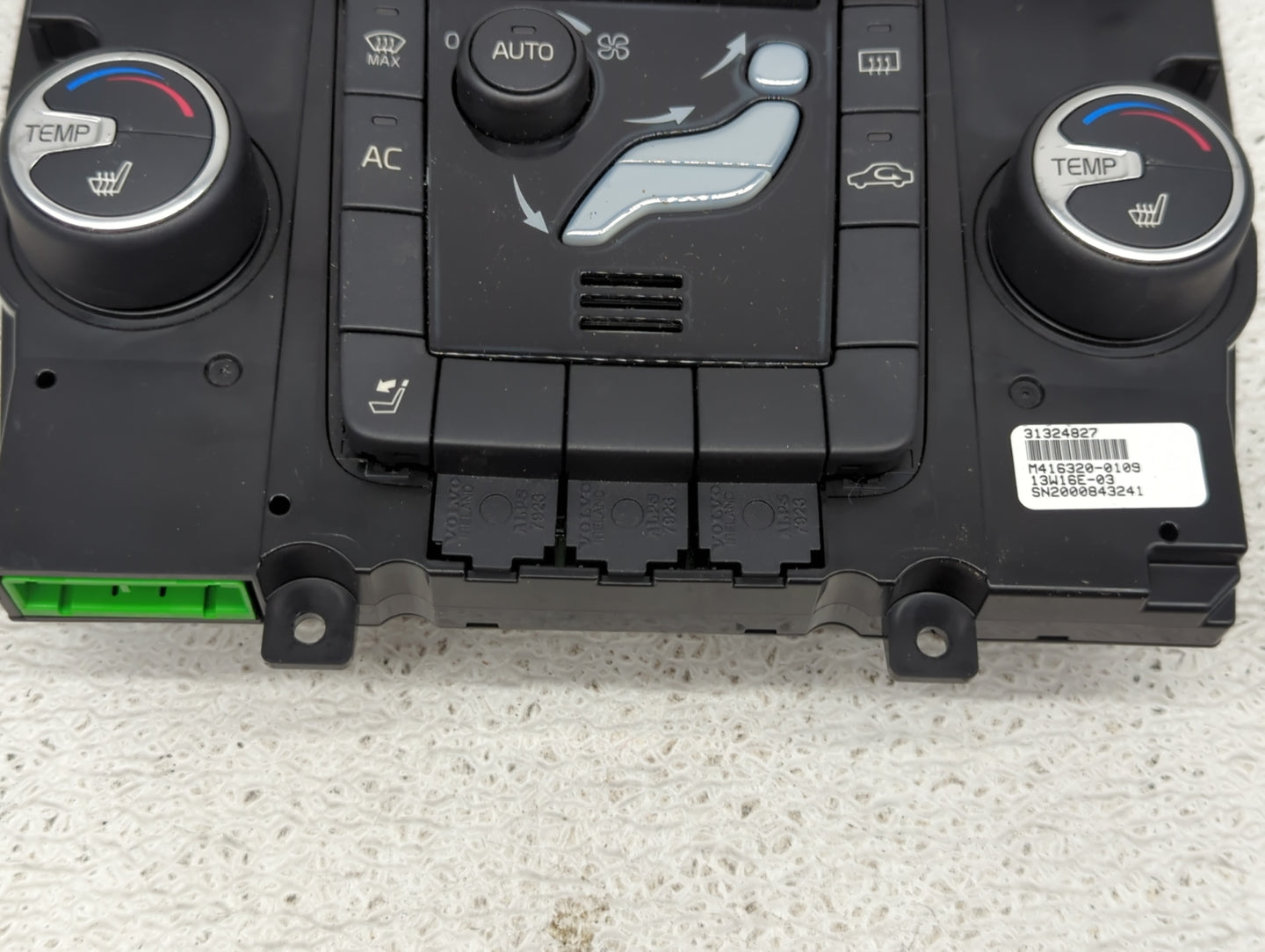 2014 Volvo S60 Climate Control Module Temperature AC/Heater Replacement P/N:31324827 Fits OEM Used Auto Parts - Oemusedautop