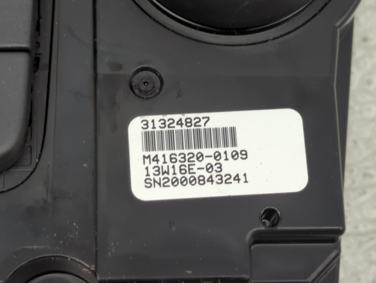 2014 Volvo S60 Climate Control Module Temperature AC/Heater Replacement P/N:31324827 Fits OEM Used Auto Parts - Oemusedautop