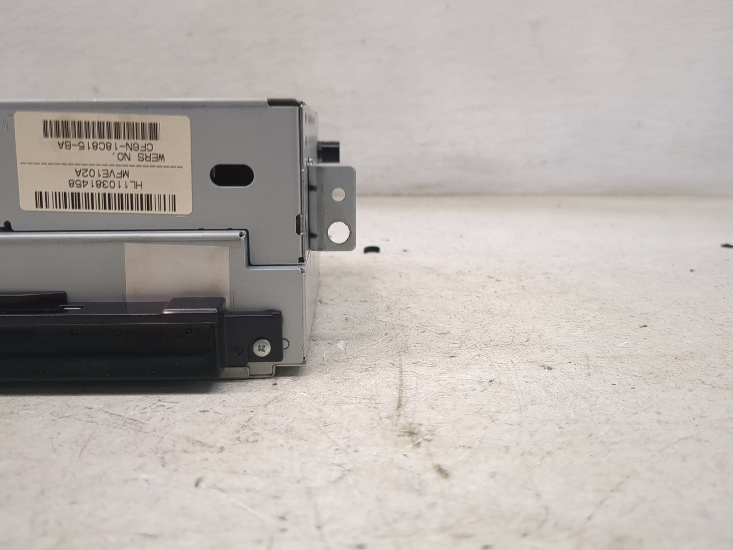 2014-2015 Volvo S60 Radio AM FM Cd Player Receiver Replacement P/N:HL1103814S8 CF6N-18C815-BA, MFVE102A Fits Fits 2014 2015 
