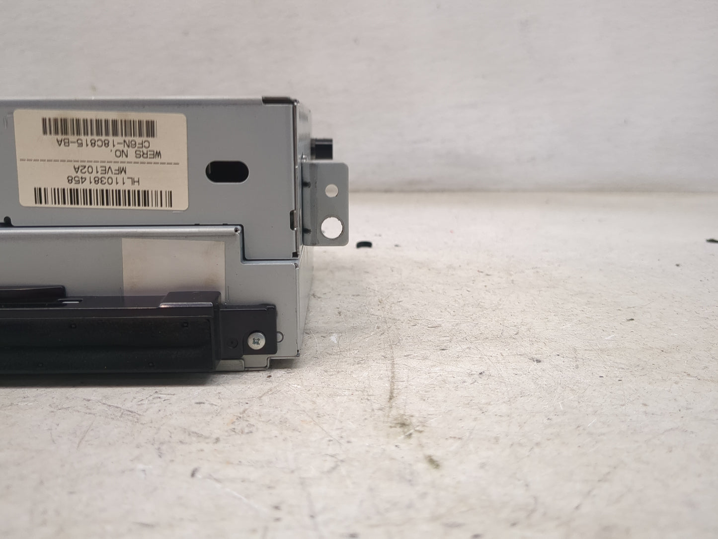 2014-2015 Volvo S60 Radio AM FM Cd Player Receiver Replacement P/N:HL1103814S8 CF6N-18C815-BA, MFVE102A Fits Fits 2014 2015 