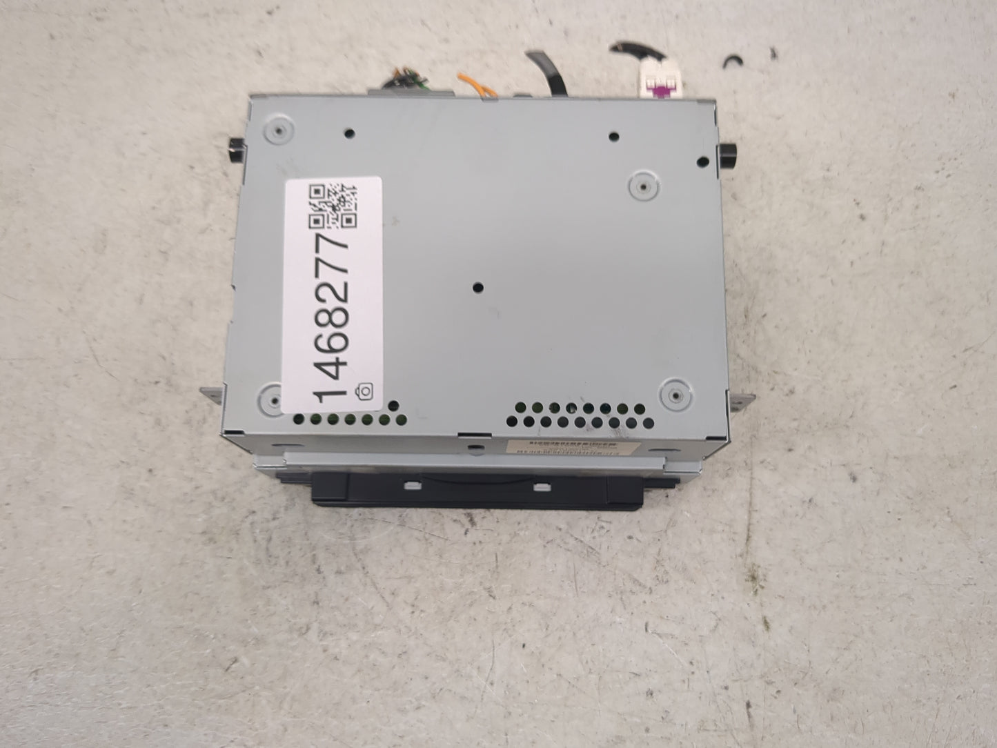 2014-2015 Volvo S60 Radio AM FM Cd Player Receiver Replacement P/N:HL1103814S8 CF6N-18C815-BA, MFVE102A Fits Fits 2014 2015 