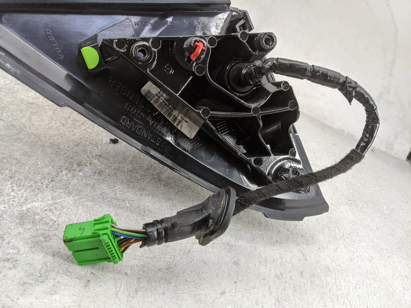 2011-2018 Volvo S60 Passenger Side View Mirror - Right Door Mirror OEM Used - Oemusedautoparts1.com