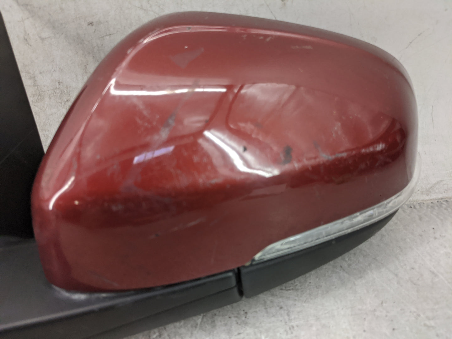2011-2018 Volvo S60 Driver Side View Mirror - Left Door Mirror OEM Used - Oemusedautoparts1.com