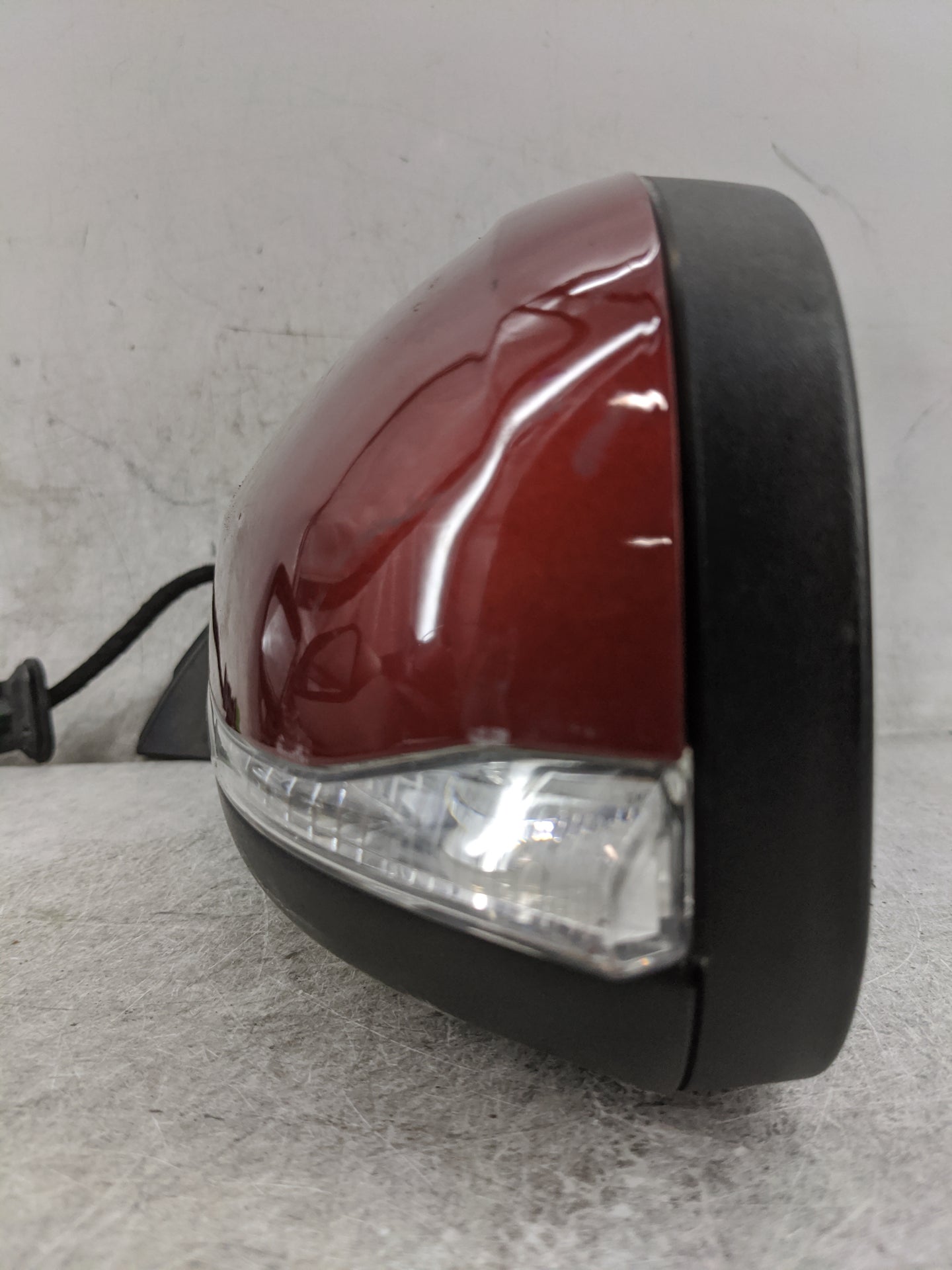 2011-2018 Volvo S60 Driver Side View Mirror - Left Door Mirror OEM Used - Oemusedautoparts1.com