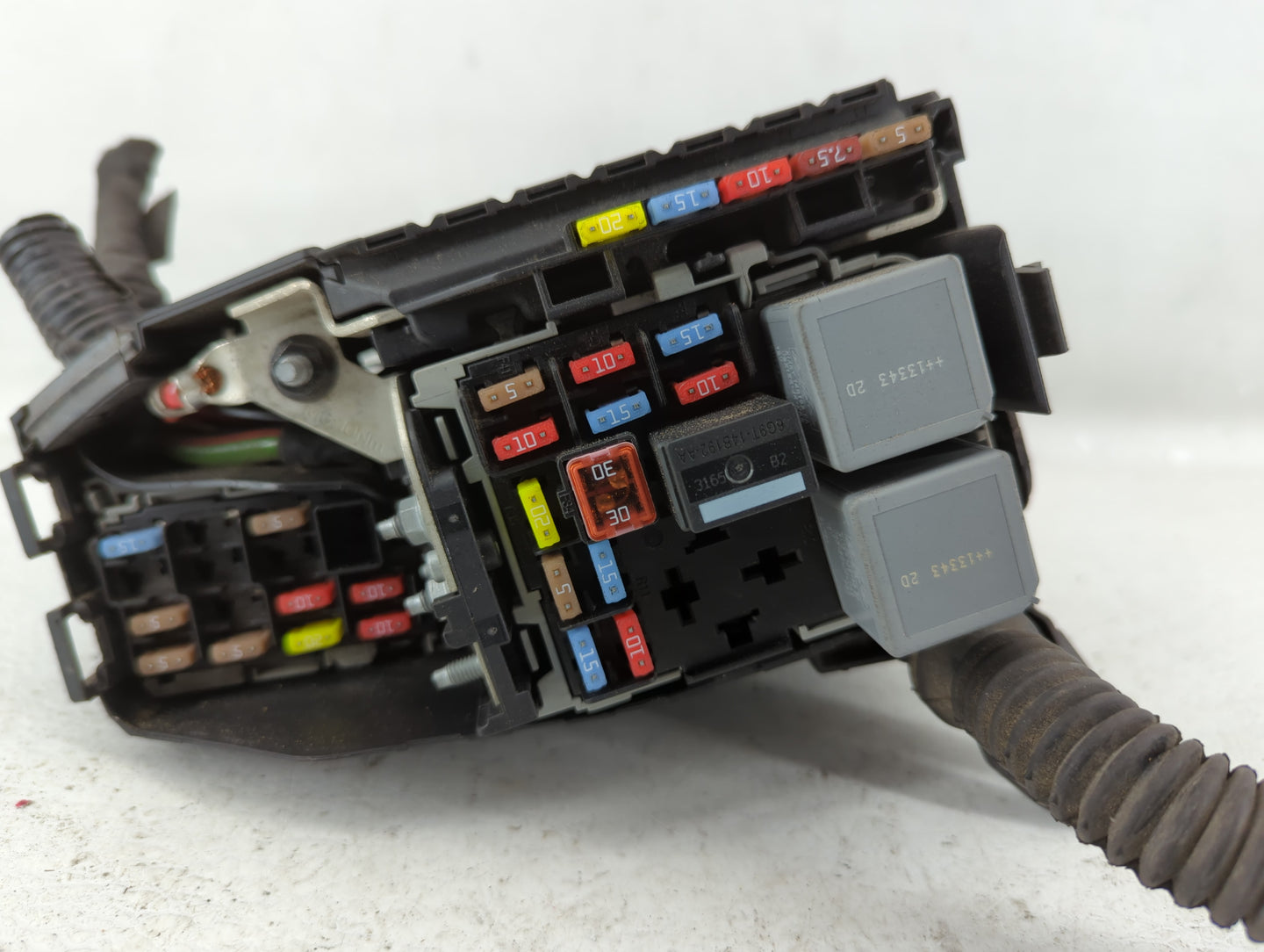 2014-2018 Volvo S60 Fusebox Fuse Box Panel Relay Module P/N:30644652 Fits Fits 2012 2014 2015 2016 2017 2018 OEM Used Auto P