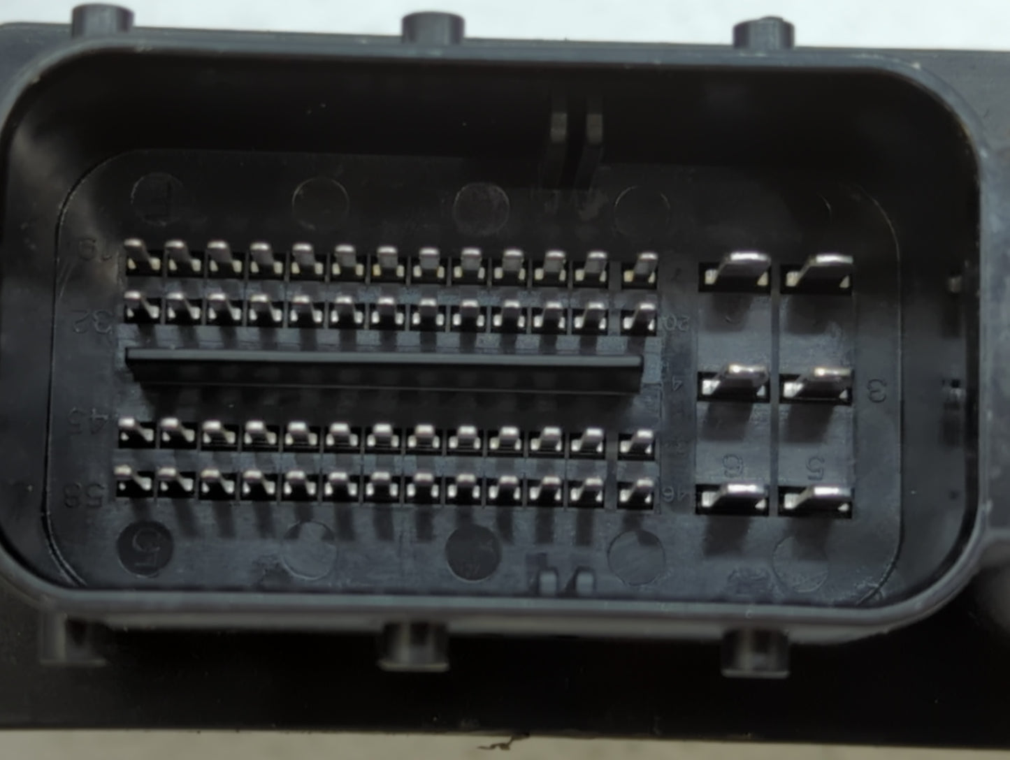 2013-2016 Volvo S60 PCM Engine Control Computer ECU ECM PCU OEM P/N:MB279700-9560 Fits Fits 2013 2014 2015 2016 OEM Used Aut