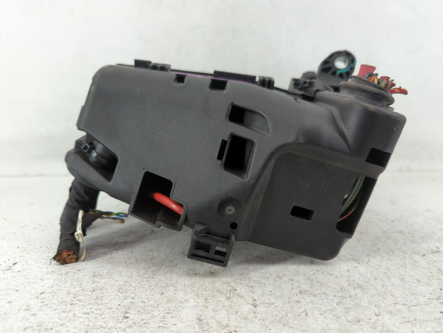 2014-2018 Volvo S60 Fusebox Fuse Box Panel Relay Module P/N:30644652 Fits Fits 2012 2014 2015 2016 2017 2018 OEM Used Auto P