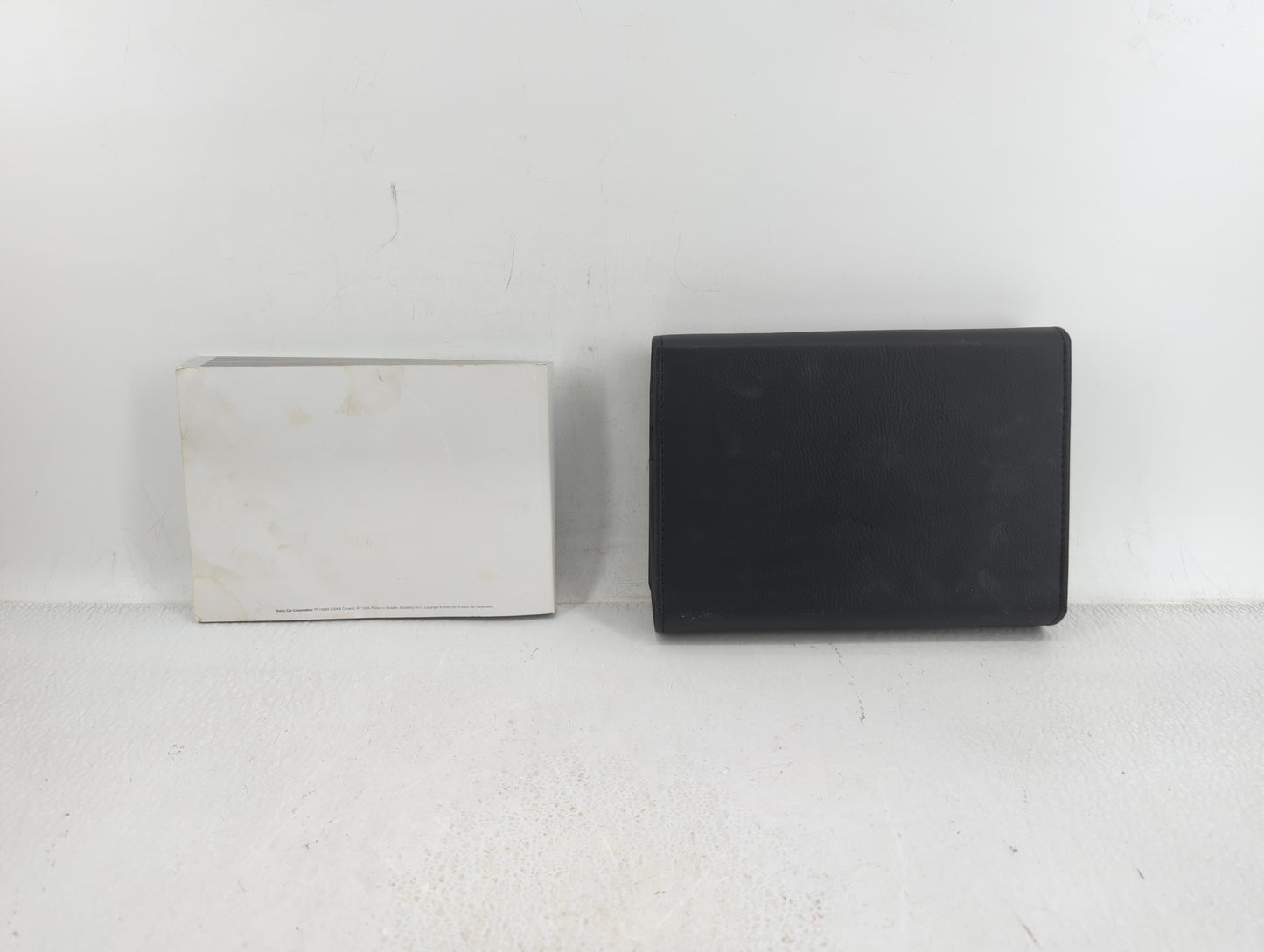 2014 Volvo V60 Owners Manual Book Guide OEM Used Auto Parts - Oemusedautoparts1.com