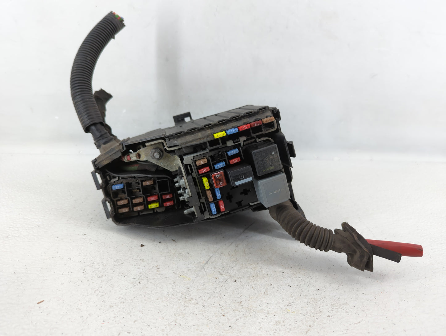 2013 Volvo V60 Fusebox Fuse Box Panel Relay Module P/N:6G9T-14A067-CA 6G9T-14A076-MB Fits Fits 2011 2012 2014 OEM Used Auto 
