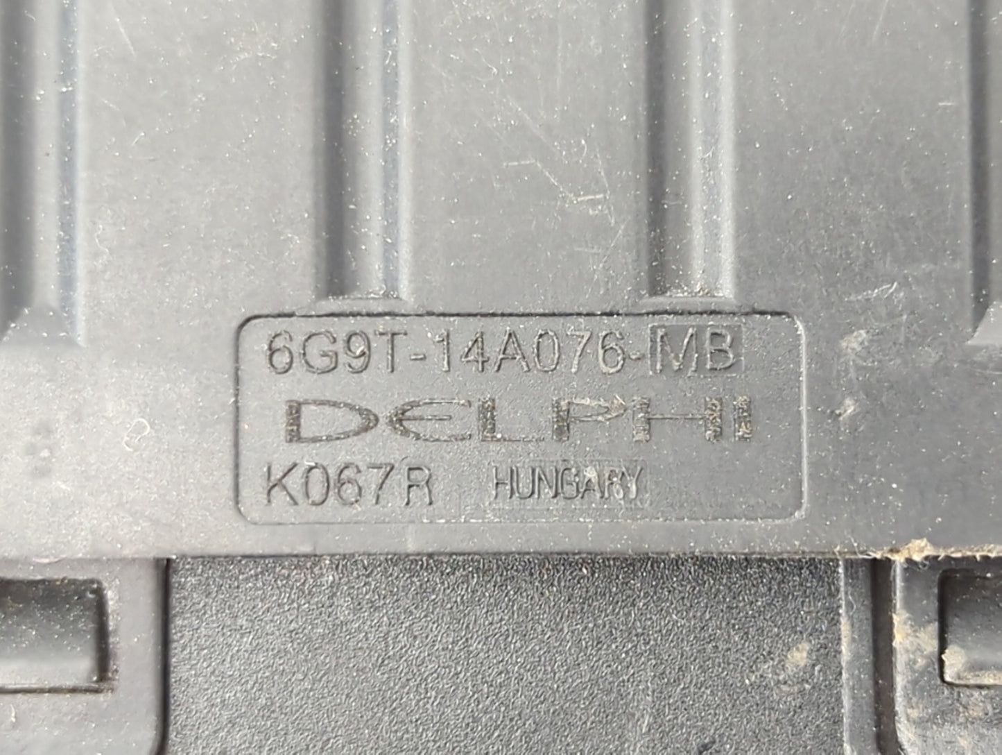 2013 Volvo V60 Fusebox Fuse Box Panel Relay Module P/N:6G9T-14A067-CA 6G9T-14A076-MB Fits Fits 2011 2012 2014 OEM Used Auto 