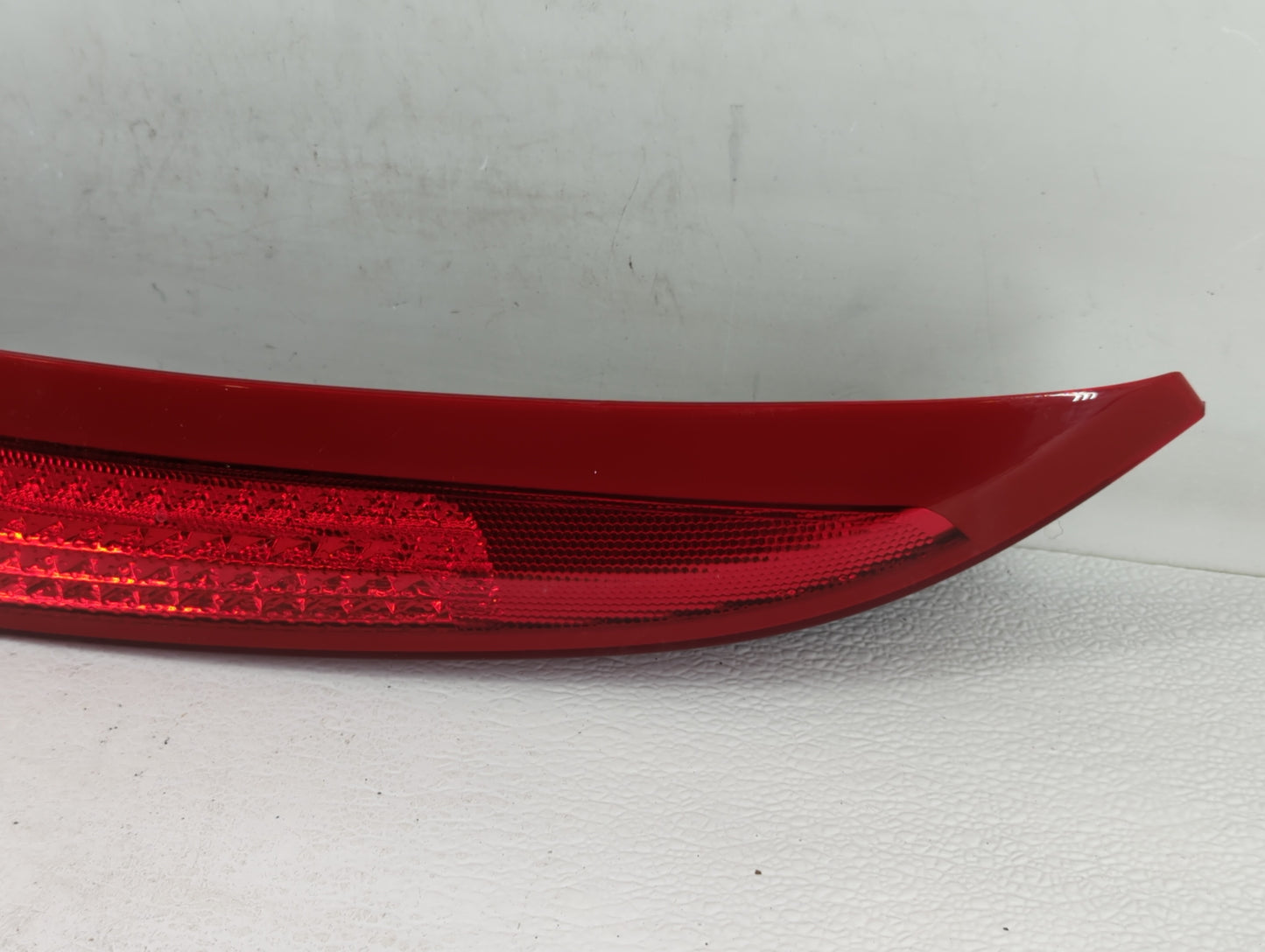 2007-2014 Volvo Xc90 Tail Light Assembly Driver Left OEM P/N:30698141 Fits Fits 2007 2008 2009 2010 2011 2012 2013 2014 OEM 