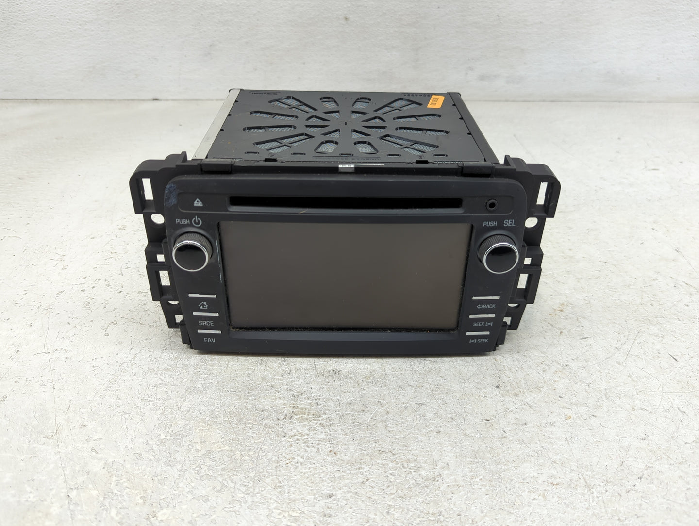 2013-2014 Chevrolet Traverse Radio AM FM Cd Player Receiver Replacement P/N:23162866 Fits Fits 2013 2014 OEM Used Auto Parts