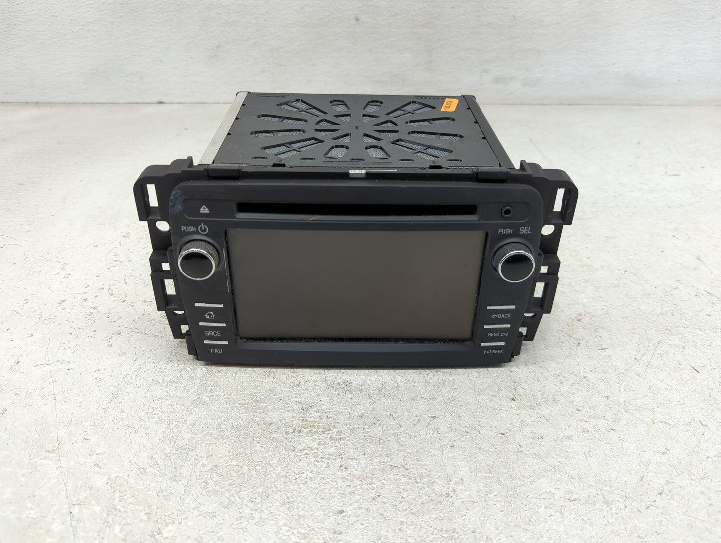 2013-2014 Chevrolet Traverse Radio AM FM Cd Player Receiver Replacement P/N:23162866 Fits Fits 2013 2014 OEM Used Auto Parts