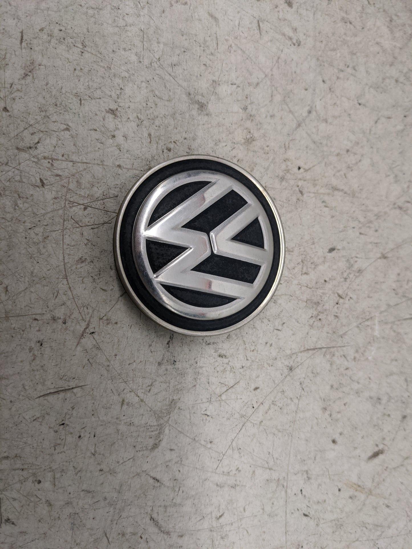 2015 Volkswagen Jetta Rim Wheel Center Cap 1481038 - Oemusedautoparts1.com