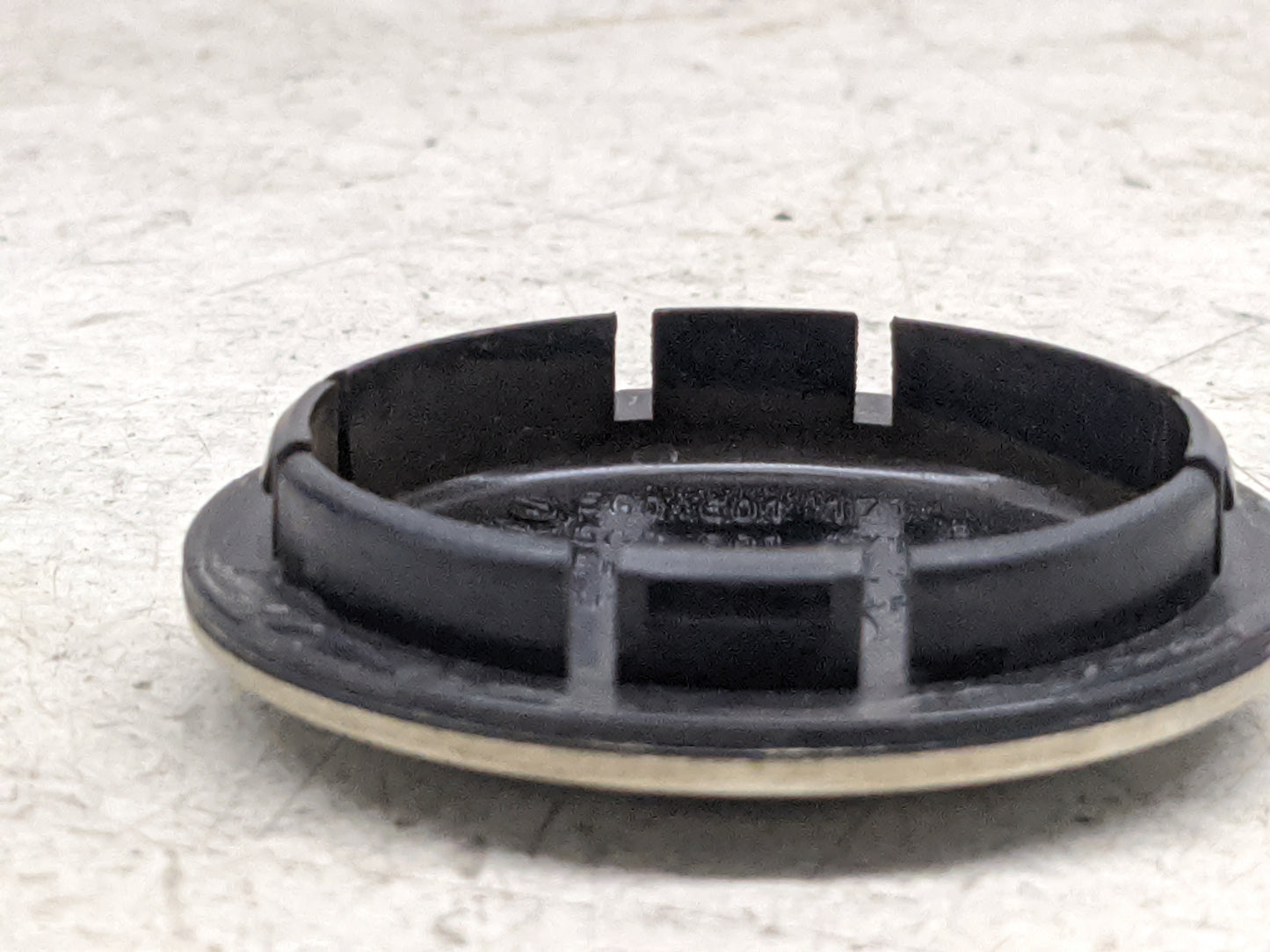 2015 Volkswagen Jetta Rim Wheel Center Cap 1481038 - Oemusedautoparts1.com