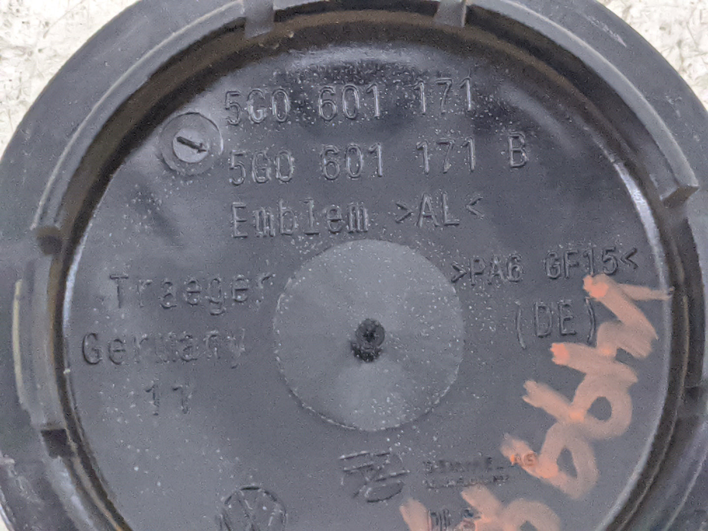 2015 Volkswagen Jetta Rim Wheel Center Cap 1481038 - Oemusedautoparts1.com