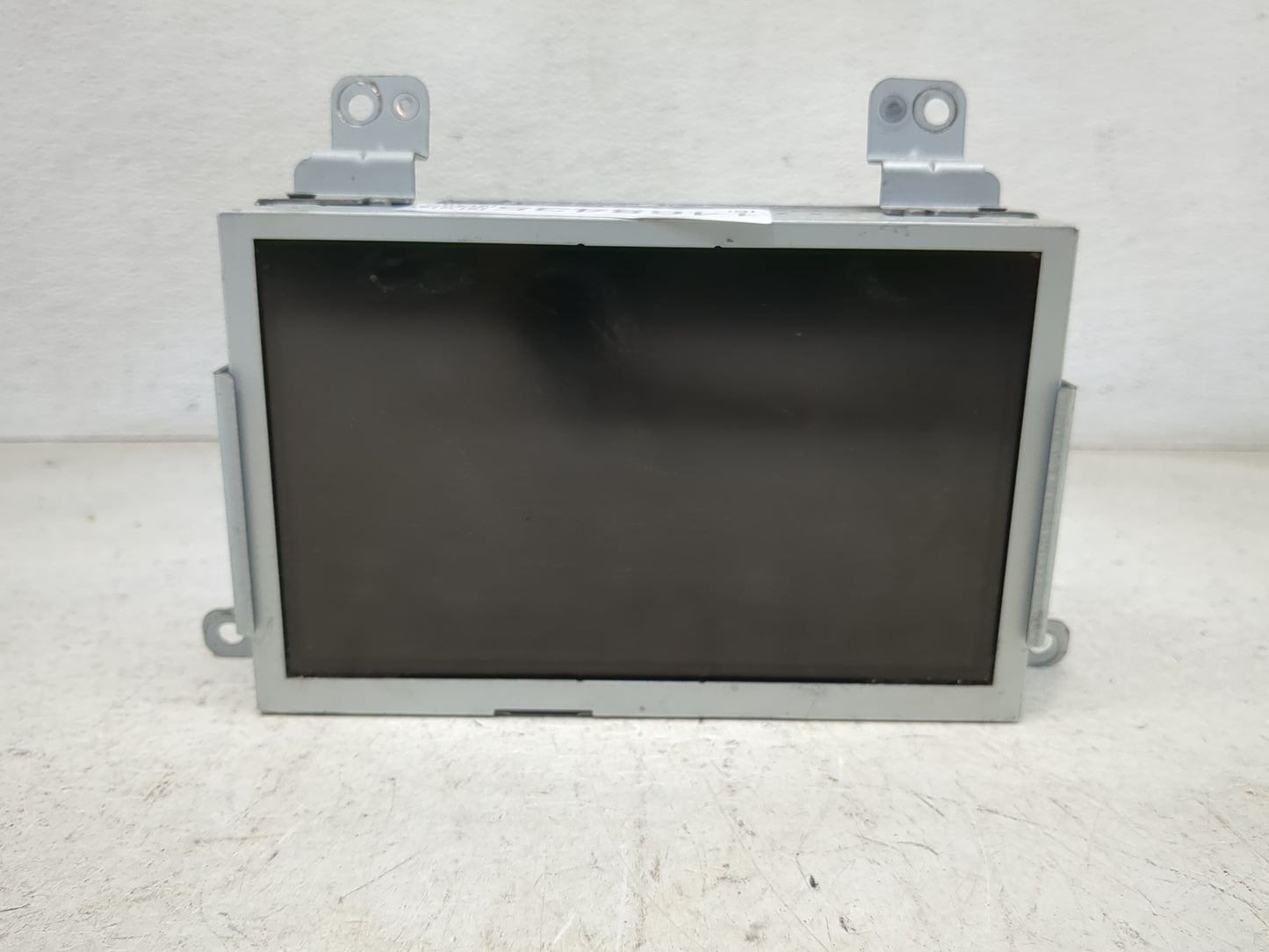 2013-2016 Ford Taurus Radio Display Info Screen Oem - Oemusedautoparts1.com