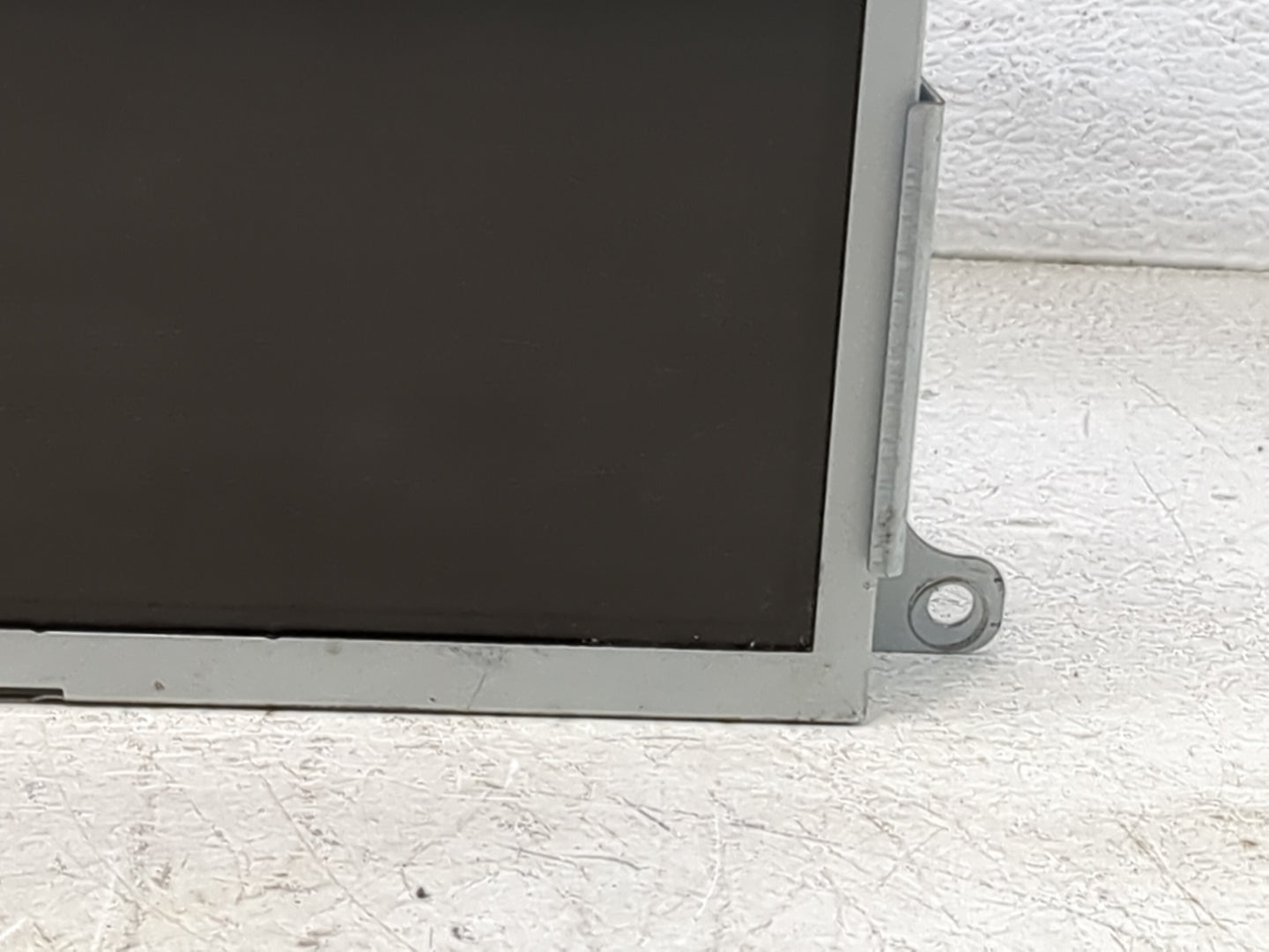 2013-2016 Ford Taurus Radio Display Info Screen Oem - Oemusedautoparts1.com
