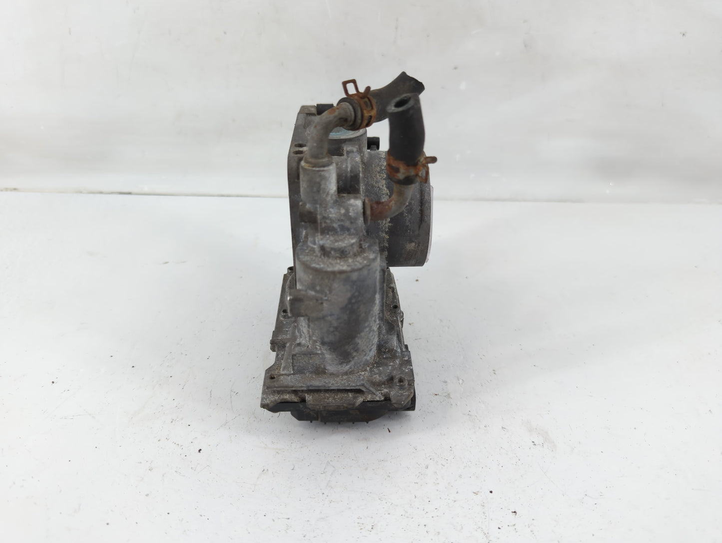 2013-2015 Acura Ilx Throttle Body P/N:U22533445150 Fits Fits 2012 2013 2014 2015 2016 2017 2018 2019 2020 2021 2022 OEM Used