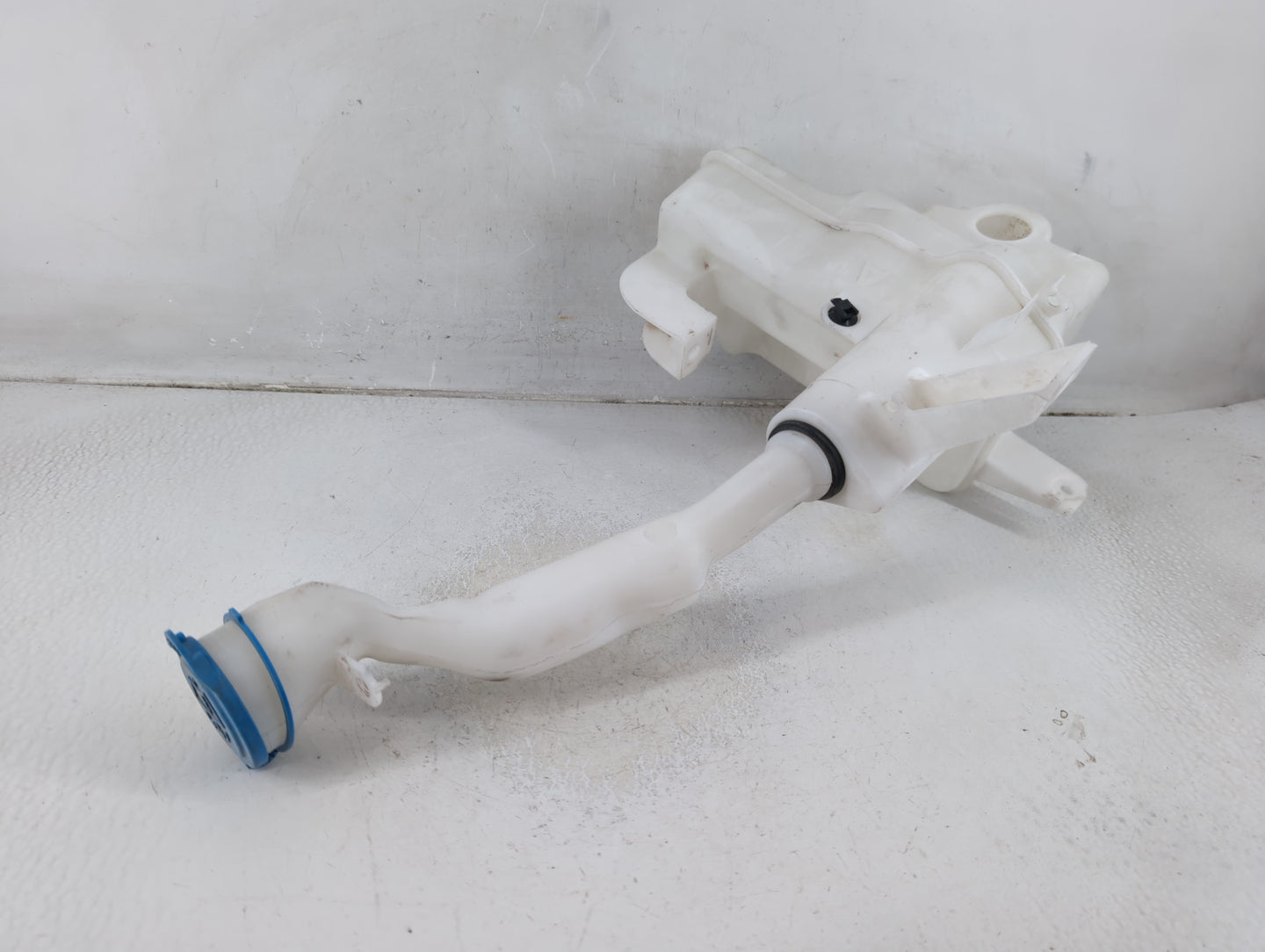 2013-2022 Acura Ilx Windshield Washer Fluid Reservoir Bottle Oem - Oemusedautoparts1.com