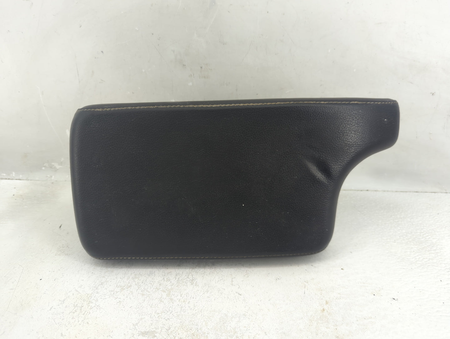 2015 Acura Ilx Center Console Armrest Cover Lid P/N:83400-TX6-A0-26 Fits OEM Used Auto Parts - Oemusedautoparts1.com